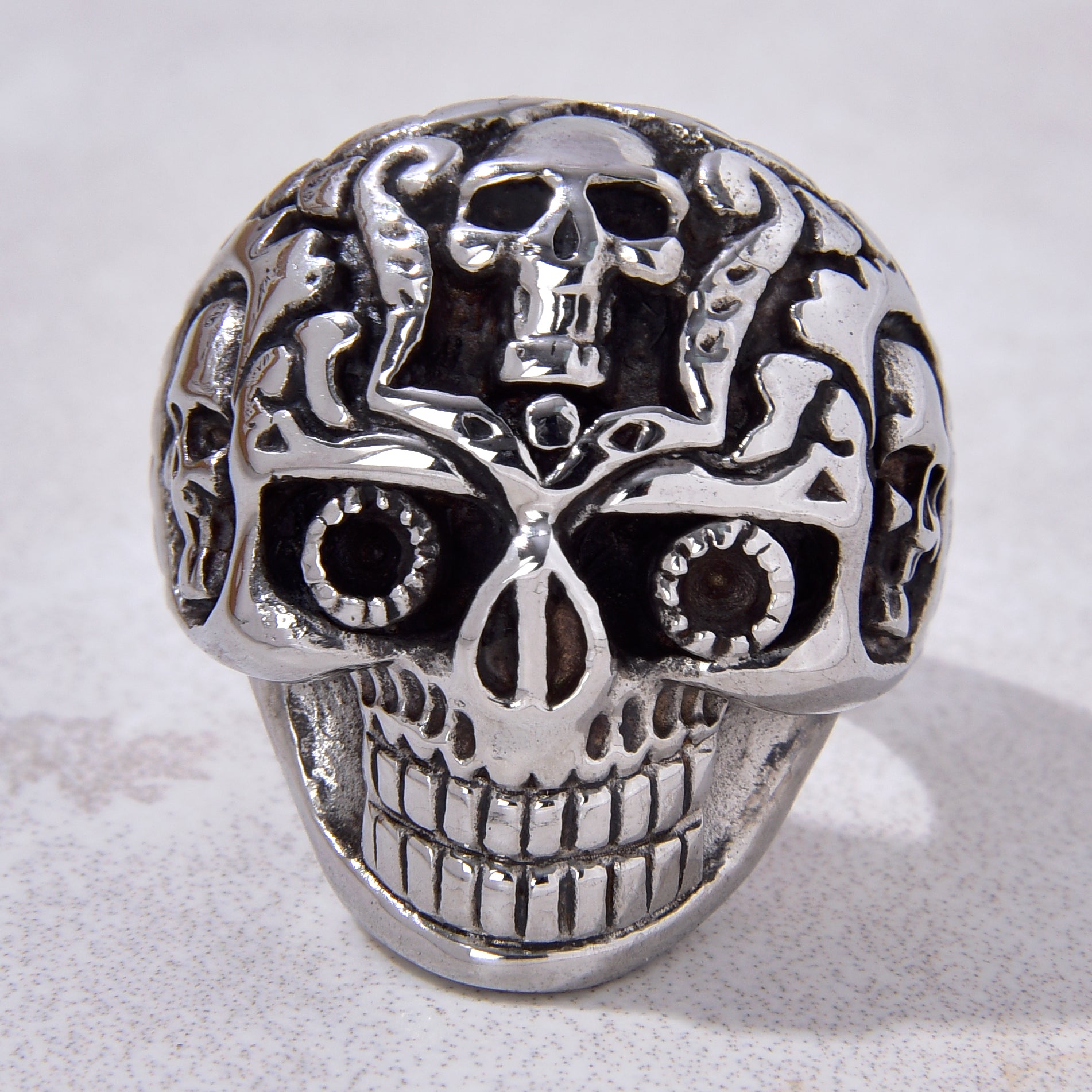 Silver Punk Carved Skull Steel Hearts Ring