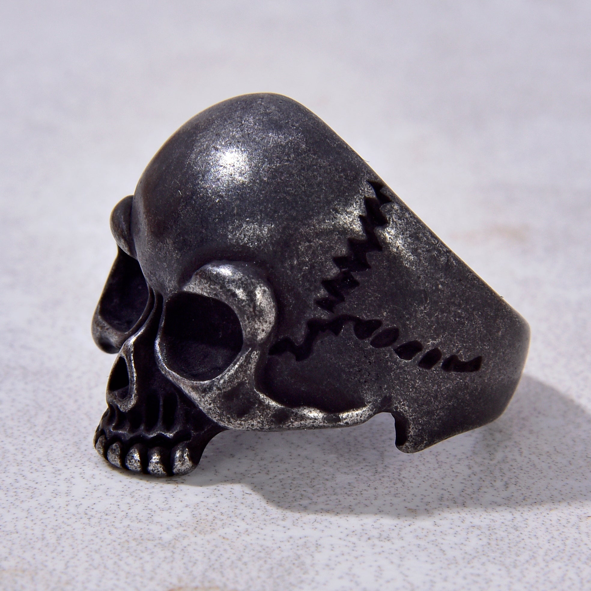 Black Classic Cast Skull Steel Hearts Ring