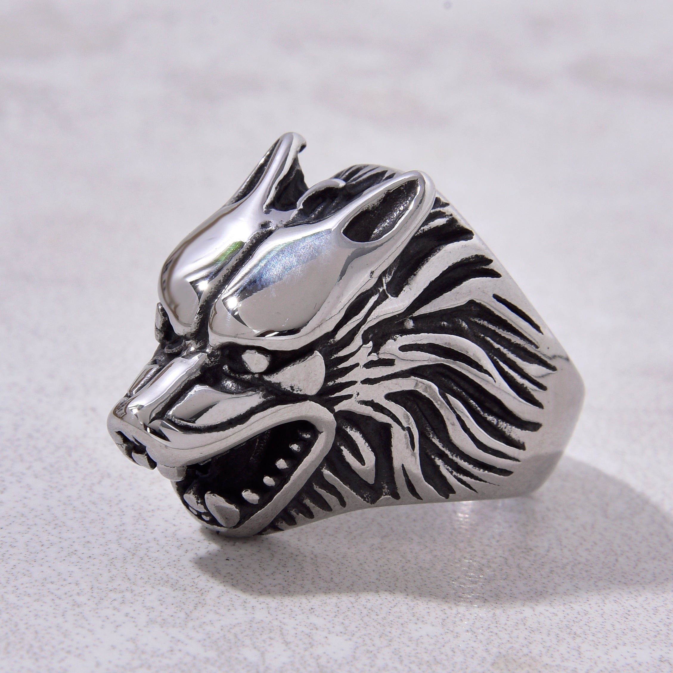 Silver Wolf Head Steel Hearts Ring