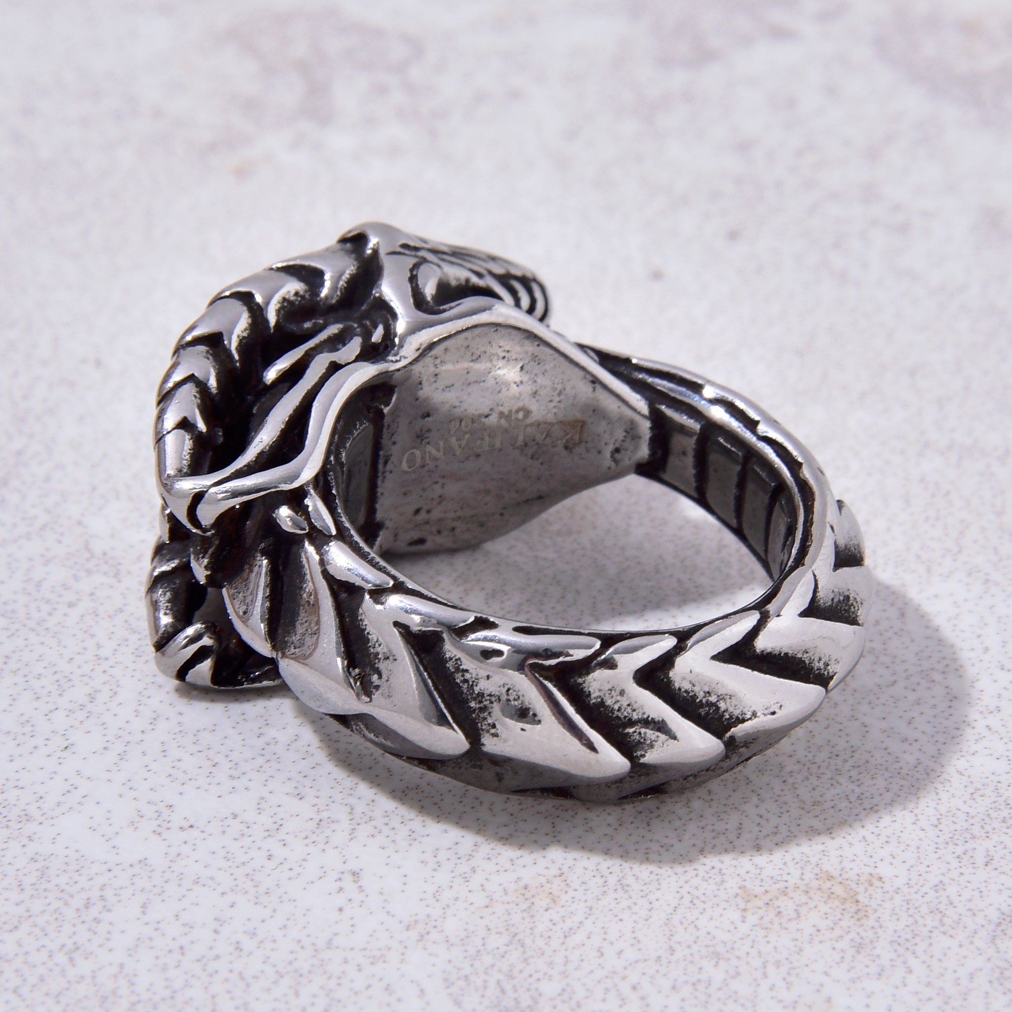 Silver Flood Dragon Steel Hearts Ring