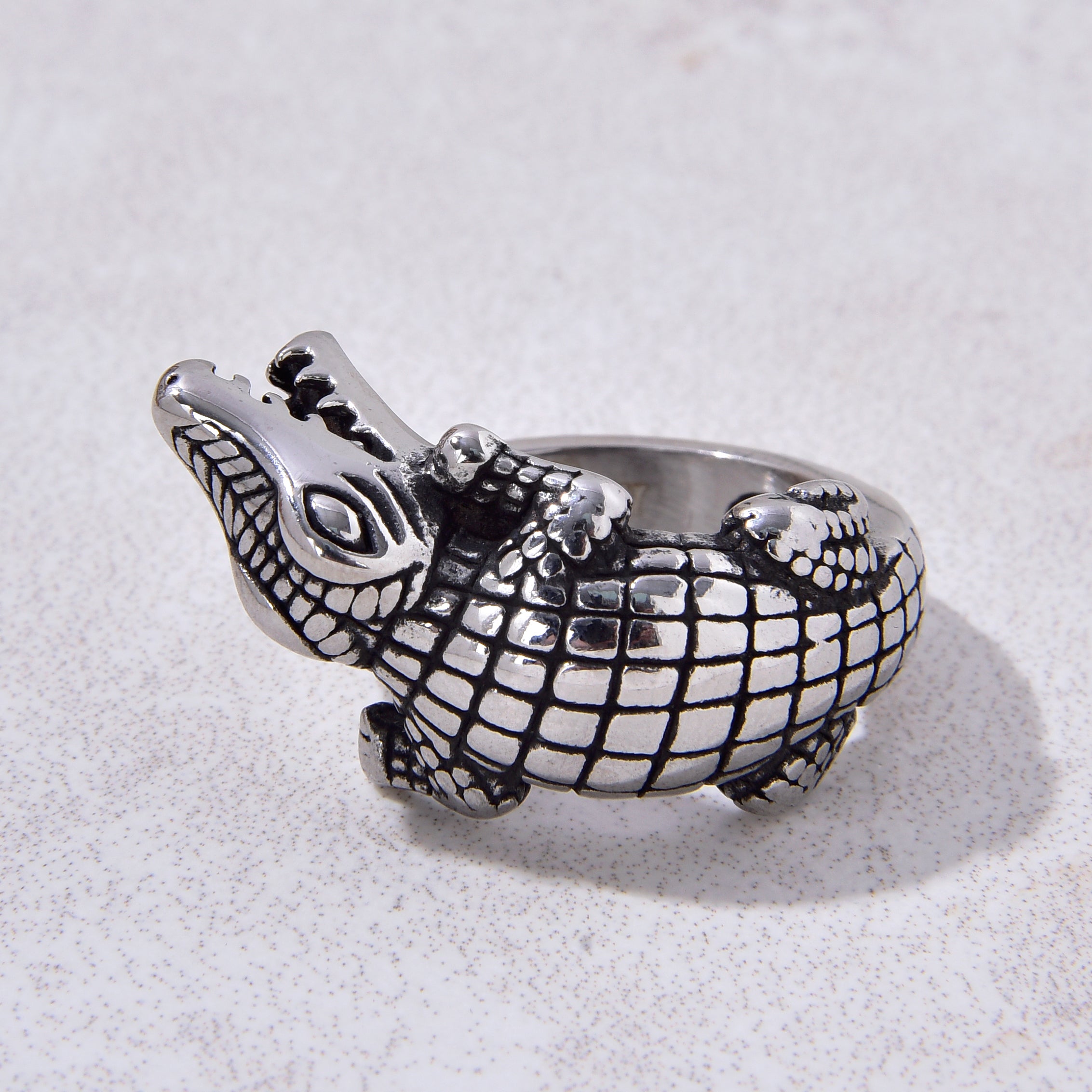 Silver Crocodile Steel Hearts Ring