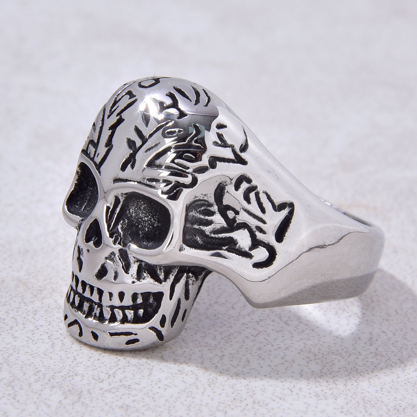 Silver Skull Steel Hearts Ring