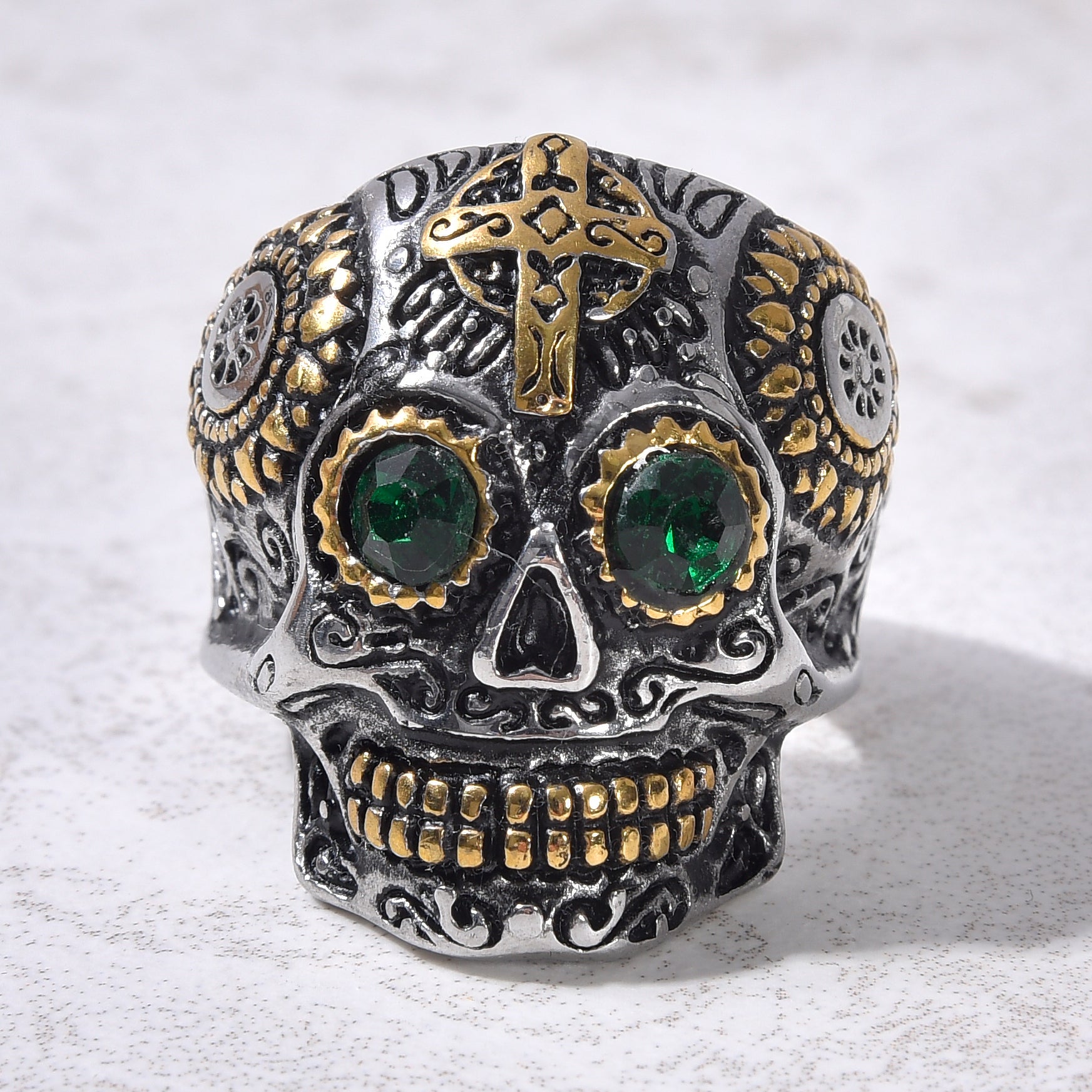 Two Tone Skull with syn Emerald Steel Hearts Ring