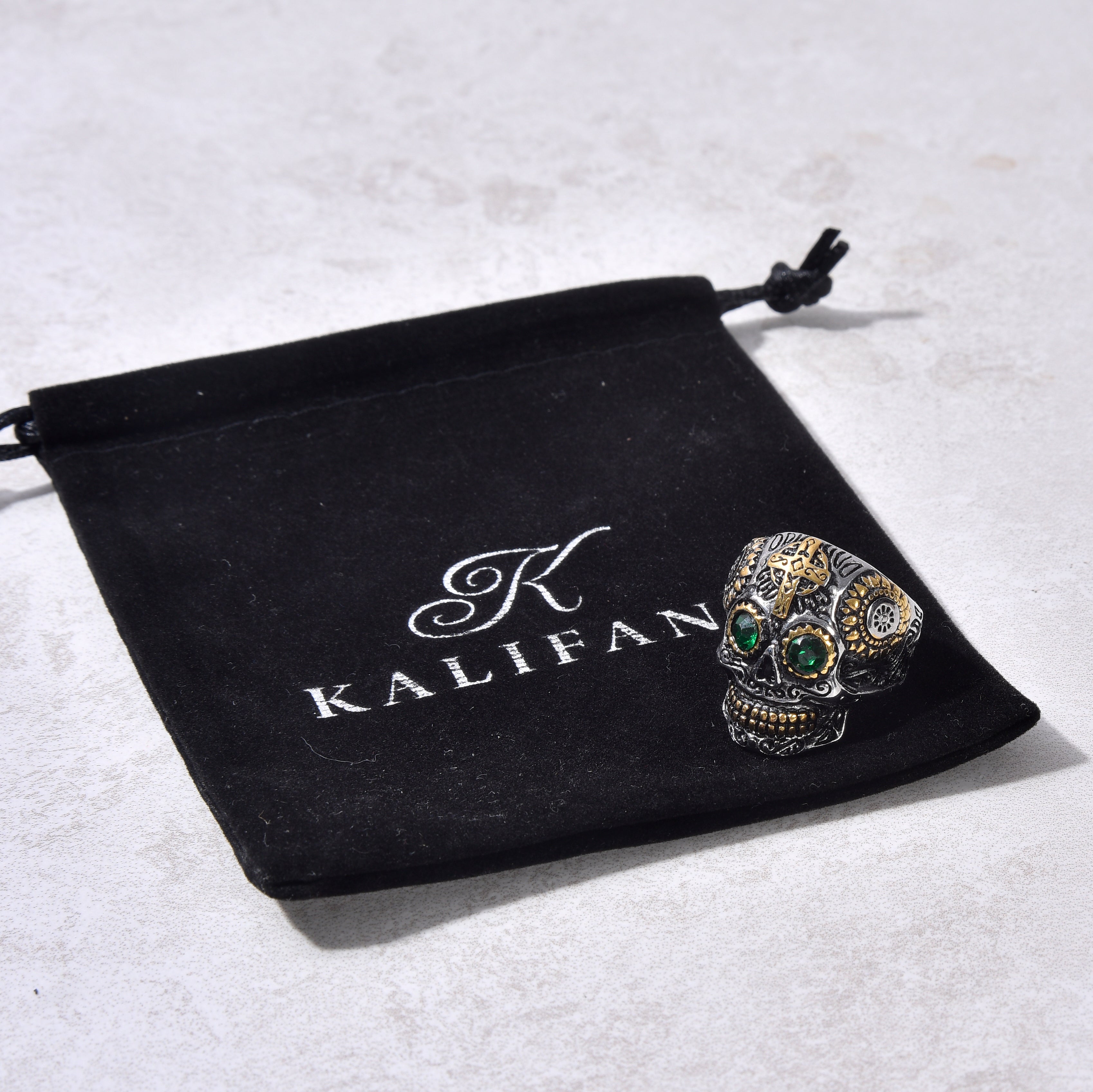 Two Tone Skull with syn Emerald Steel Hearts Ring