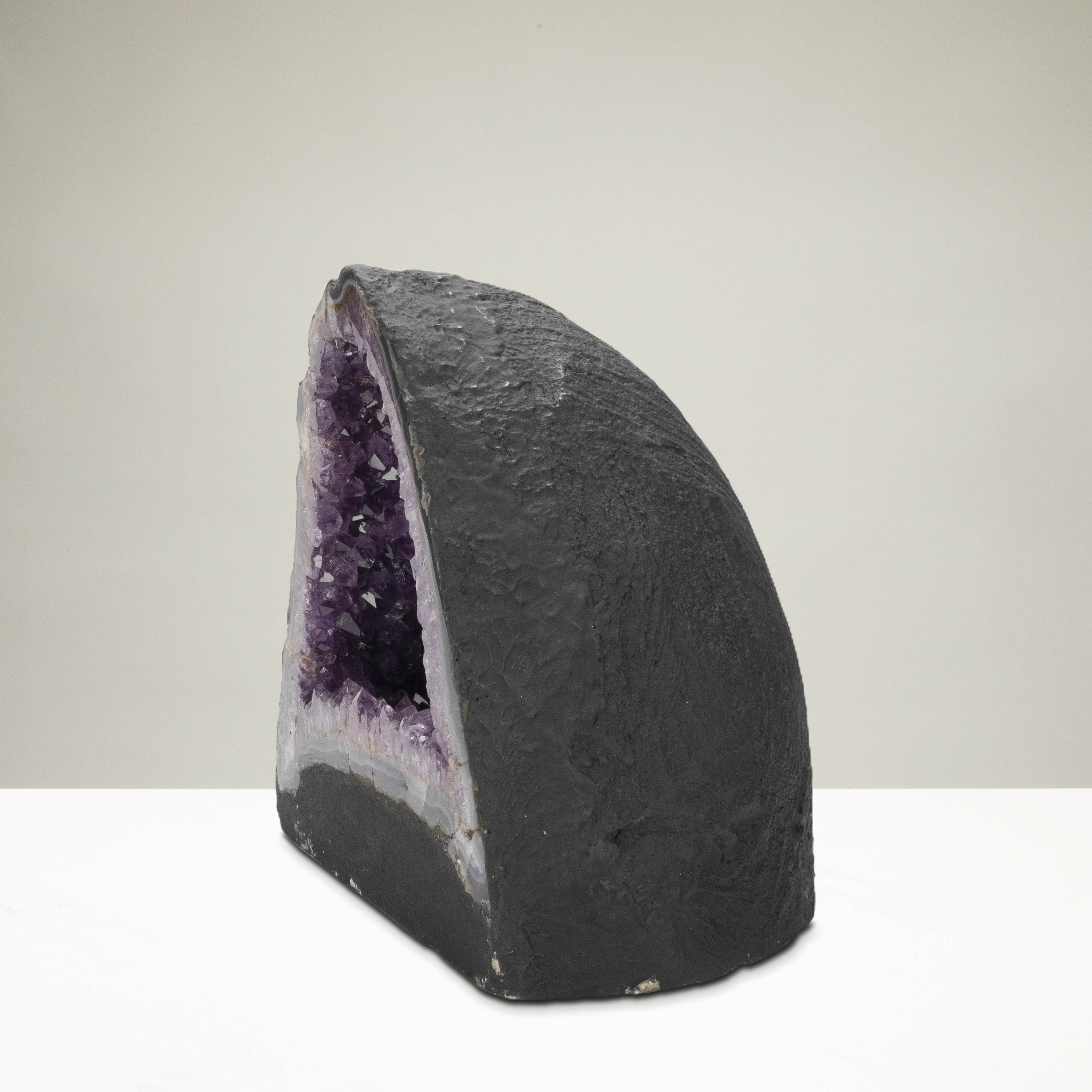 Kalifano Amethyst Amethyst Geode Cathedral - 12" / 44 lbs BAG6400.003