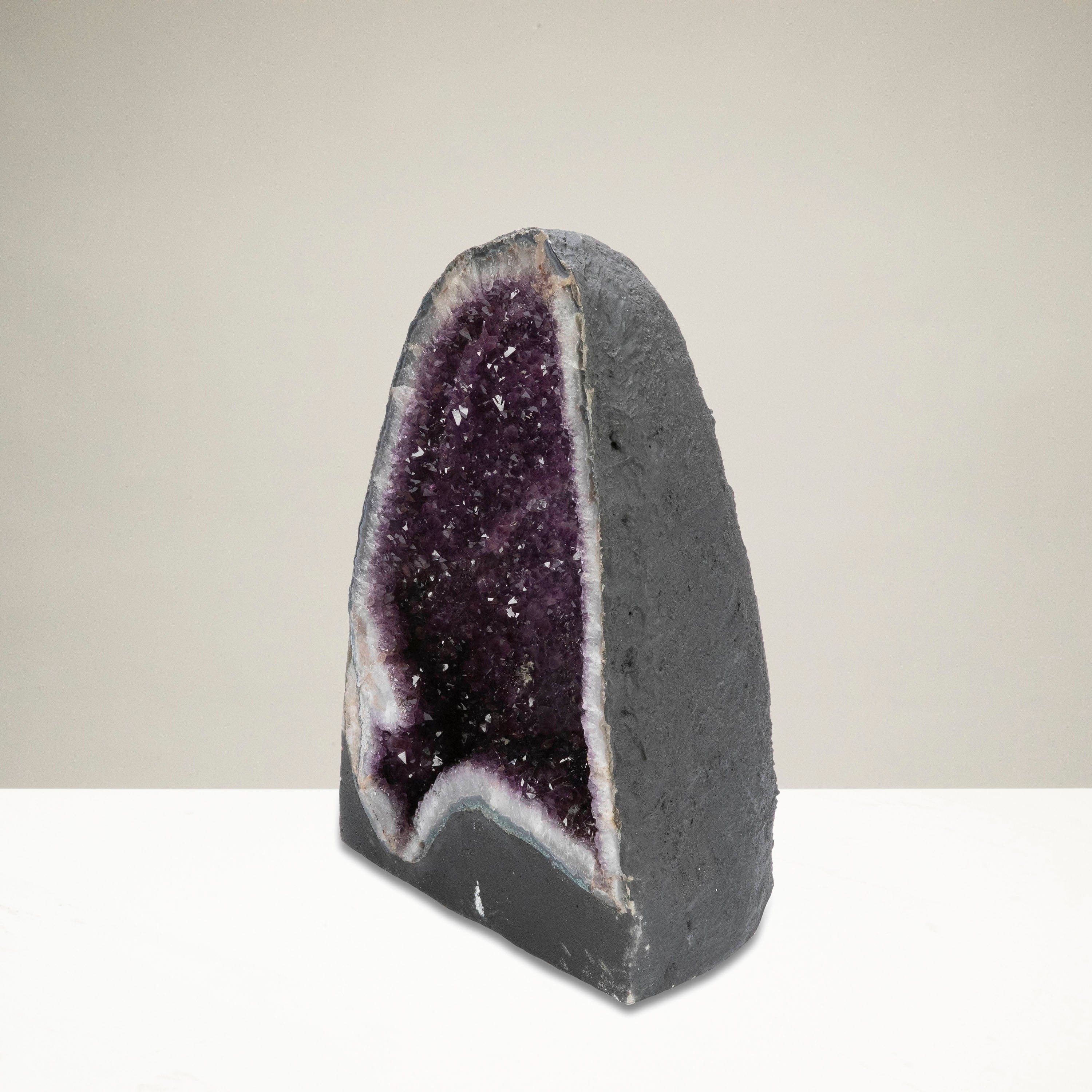 Kalifano Amethyst Amethyst Geode Cathedral - 19" / 67 lbs BAG9000.007