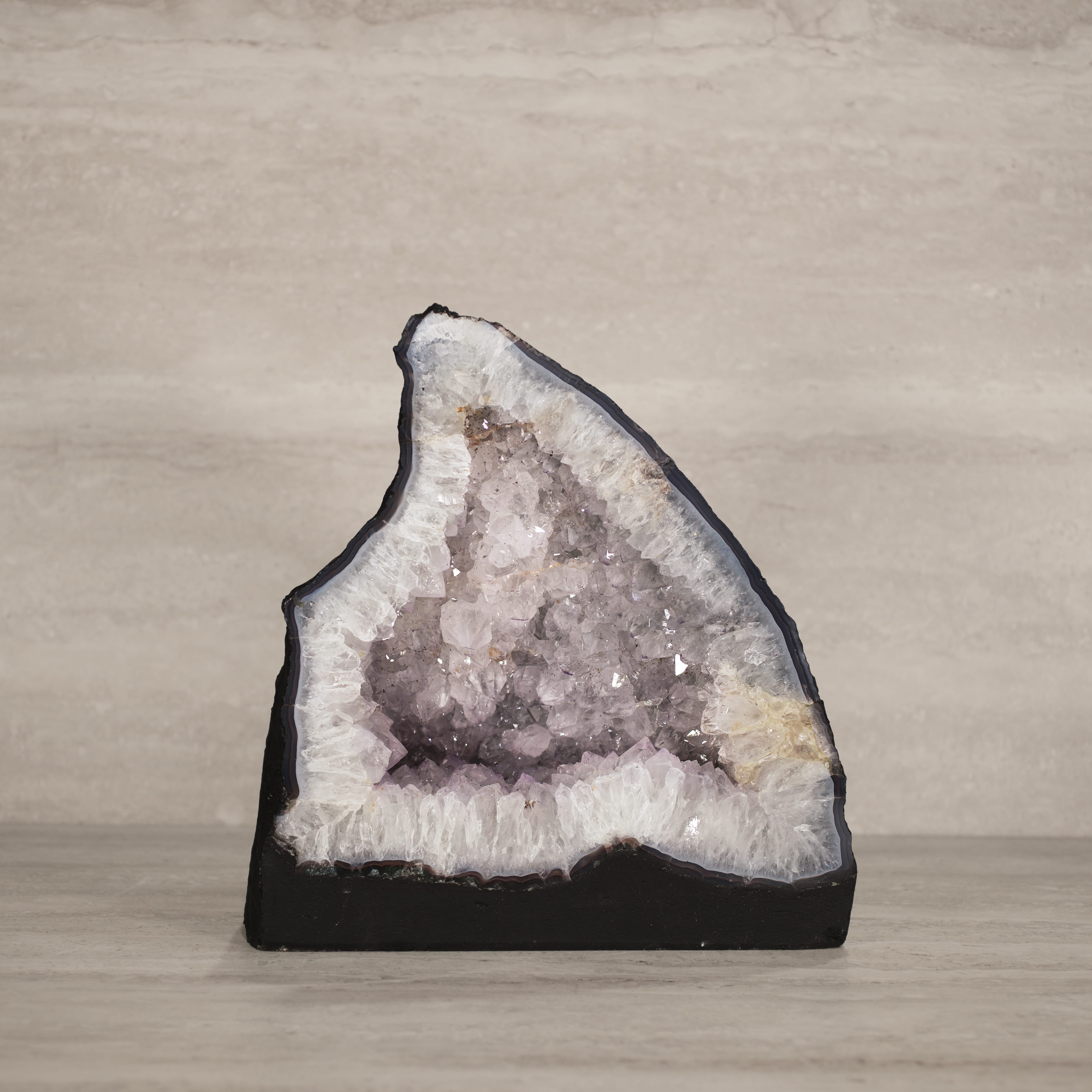Kalifano Amethyst Amethyst Geode Cathedral from Brazil - 14" / 44 lbs BAG3700.001