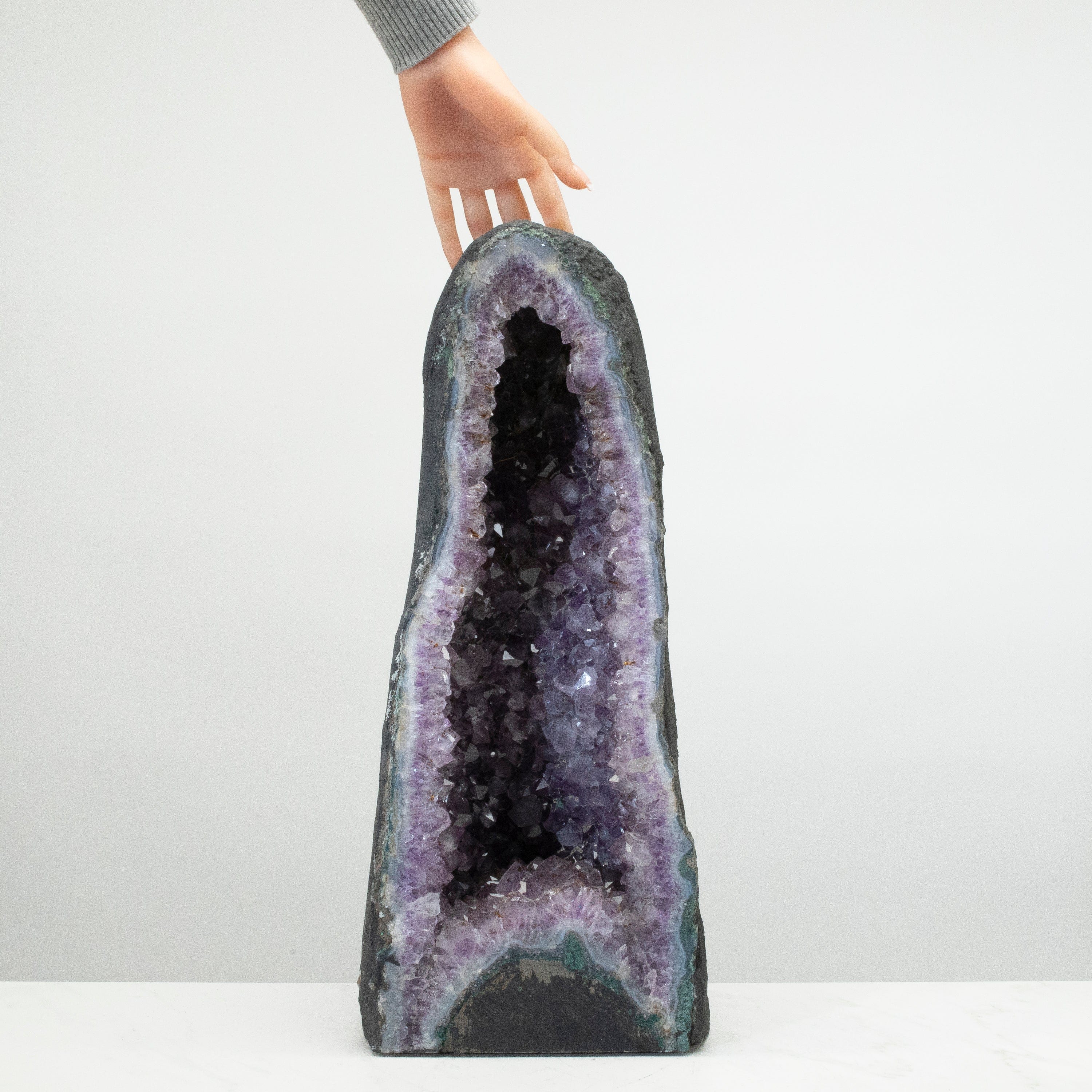 Kalifano Amethyst Amethyst Geode Cathedral from Brazil - 19.5" / 46.6 lbs BAG6800.005