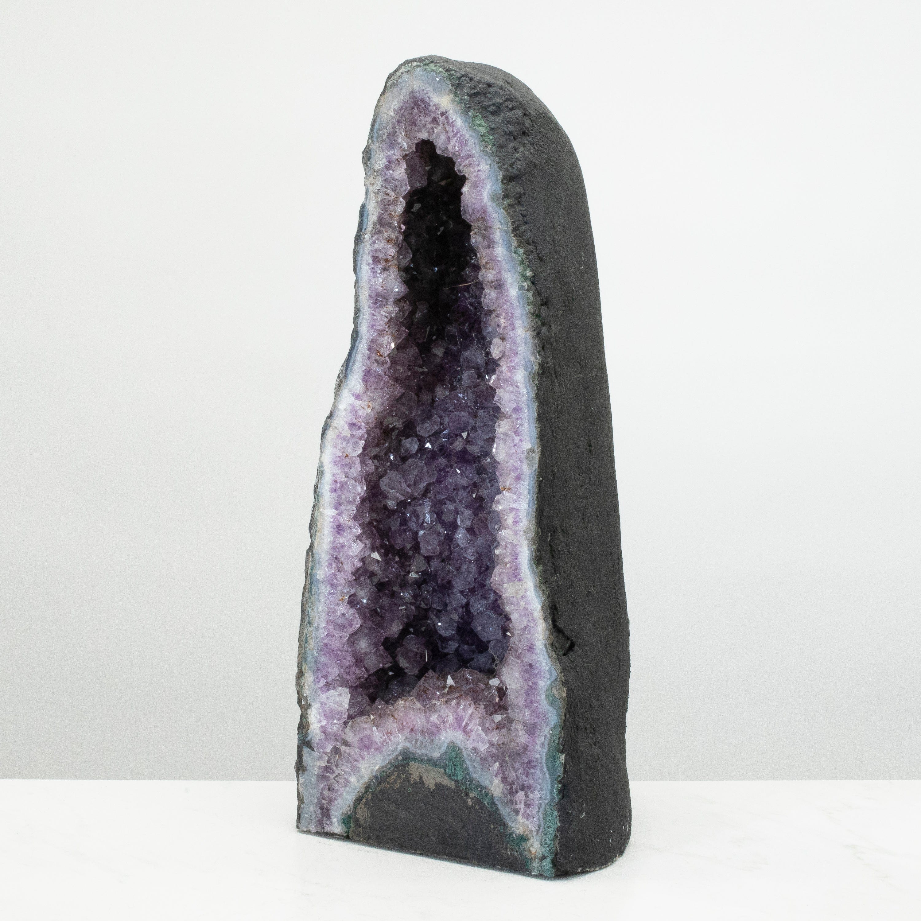 Kalifano Amethyst Amethyst Geode Cathedral from Brazil - 19.5" / 46.6 lbs BAG6800.005