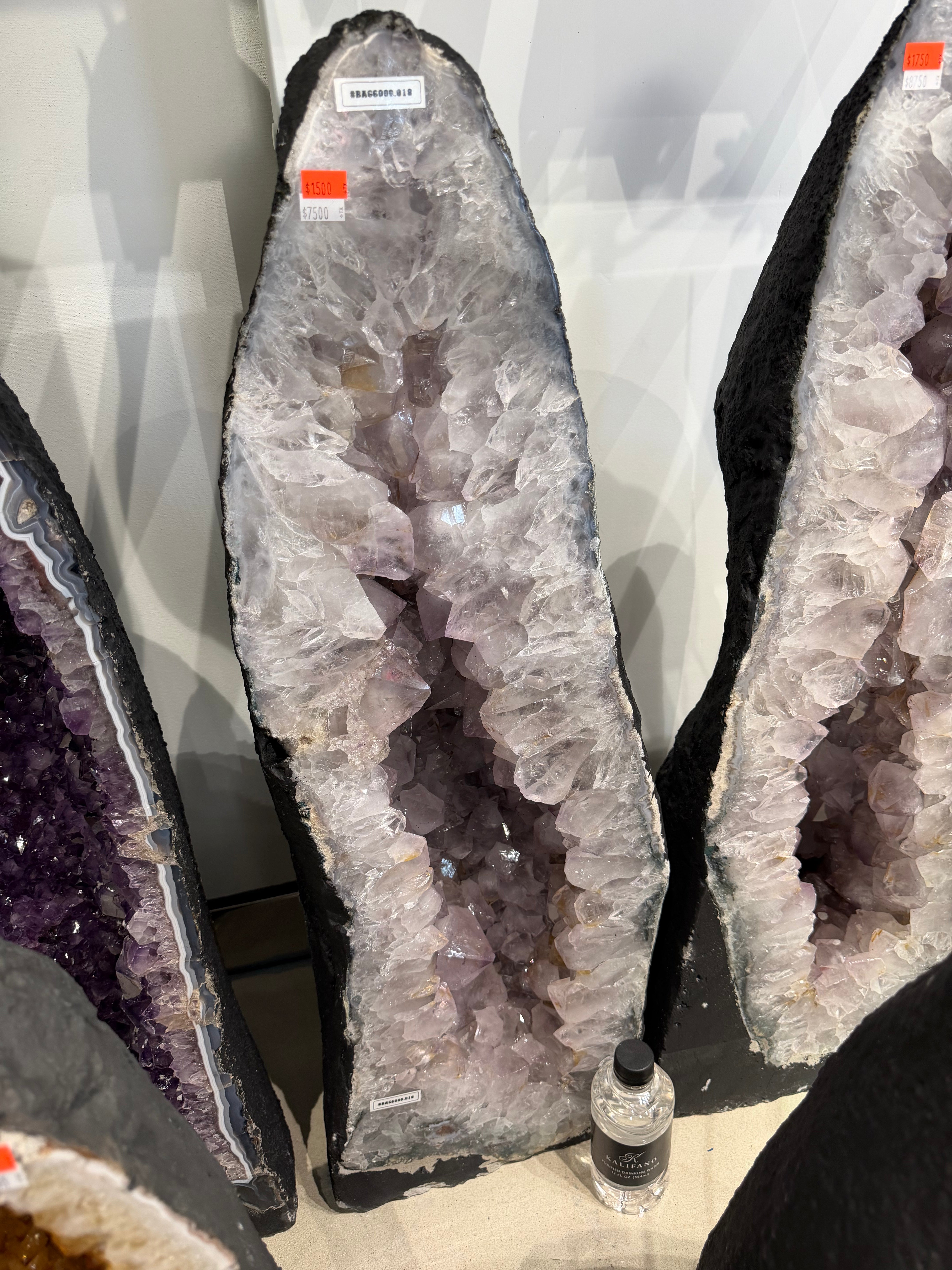 Kalifano Amethyst Amethyst Geode Cathedral from Brazil - 32" / 110 lbs BAG6000.018