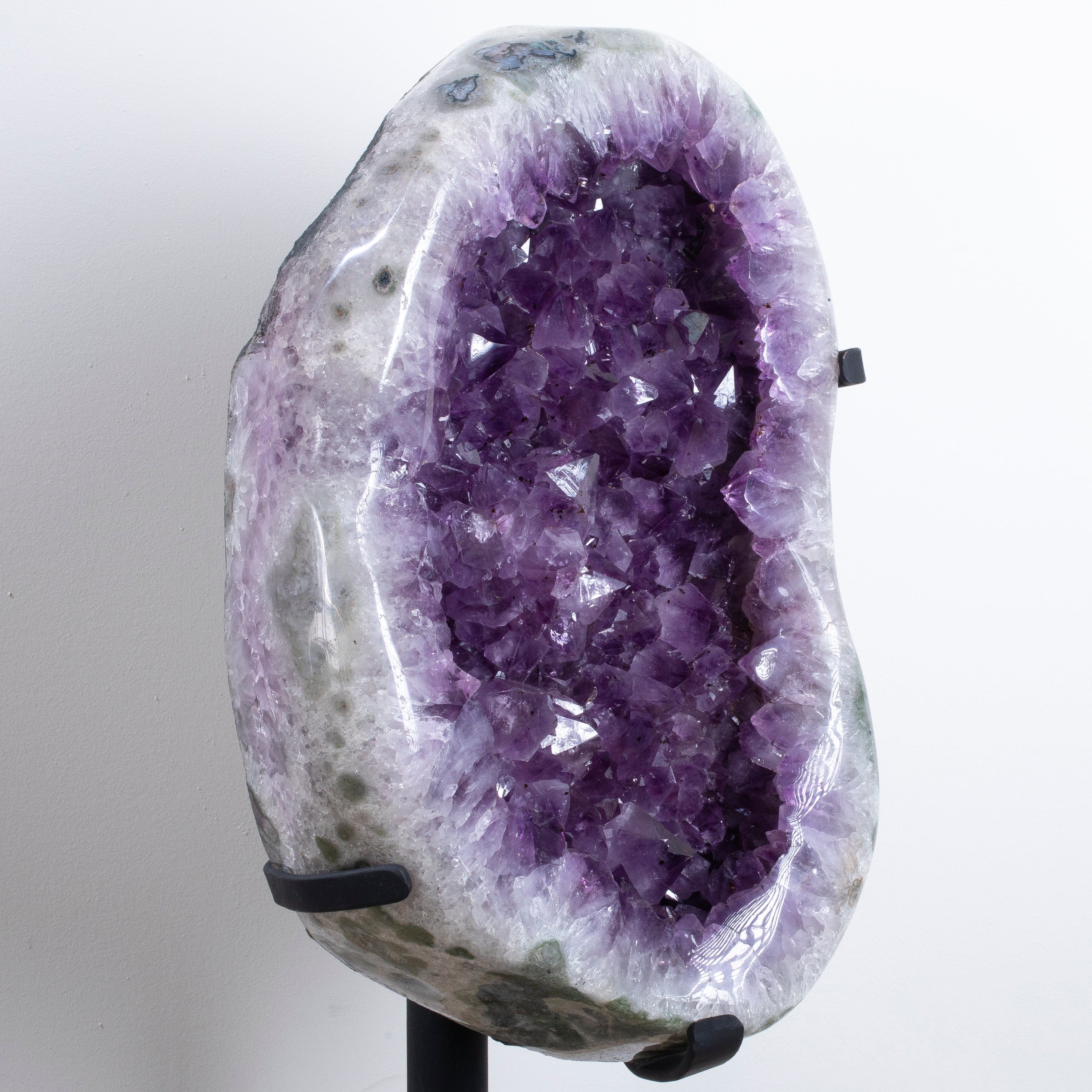 Kalifano Amethyst Amethyst Geode from Brazil on Custom Stand- 29" / 52 lbs BAG7000.003
