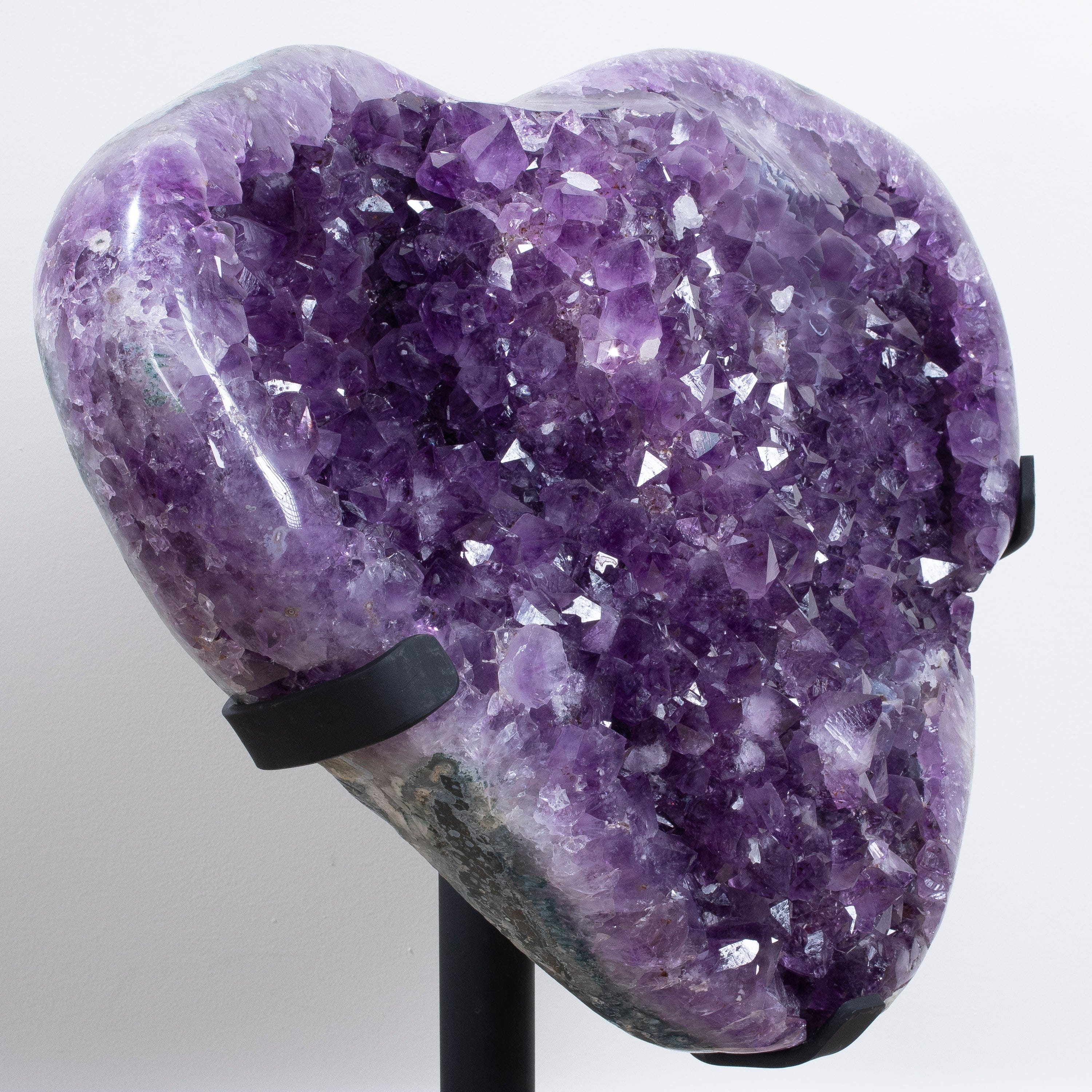 Kalifano Amethyst Amethyst Geode Heart Carving from Brazil on Custom Stand - 27" / 58 lbs BAG16000.010