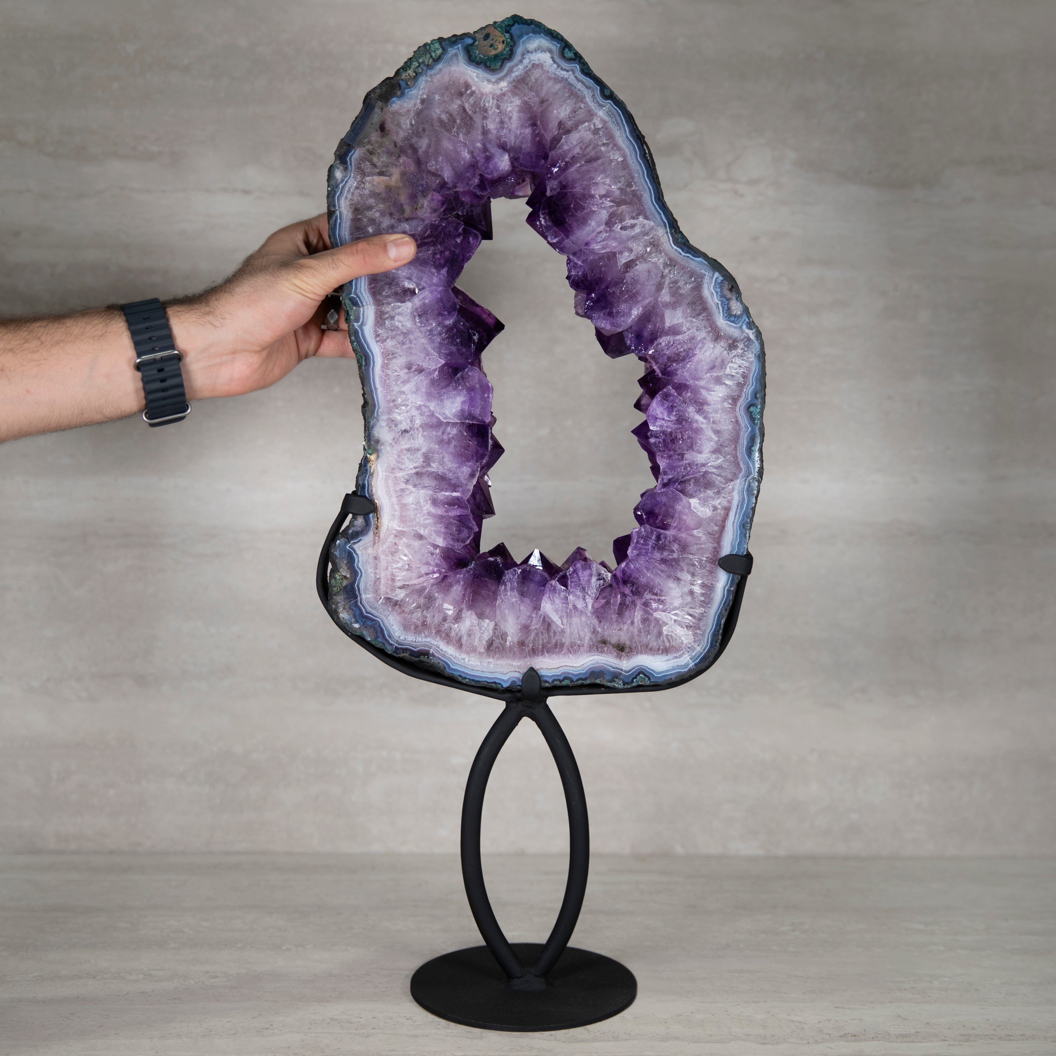 Kalifano Amethyst Amethyst Geode on Custom Stand from Brazil - 24.5 in / 20 lbs BAG6400.009