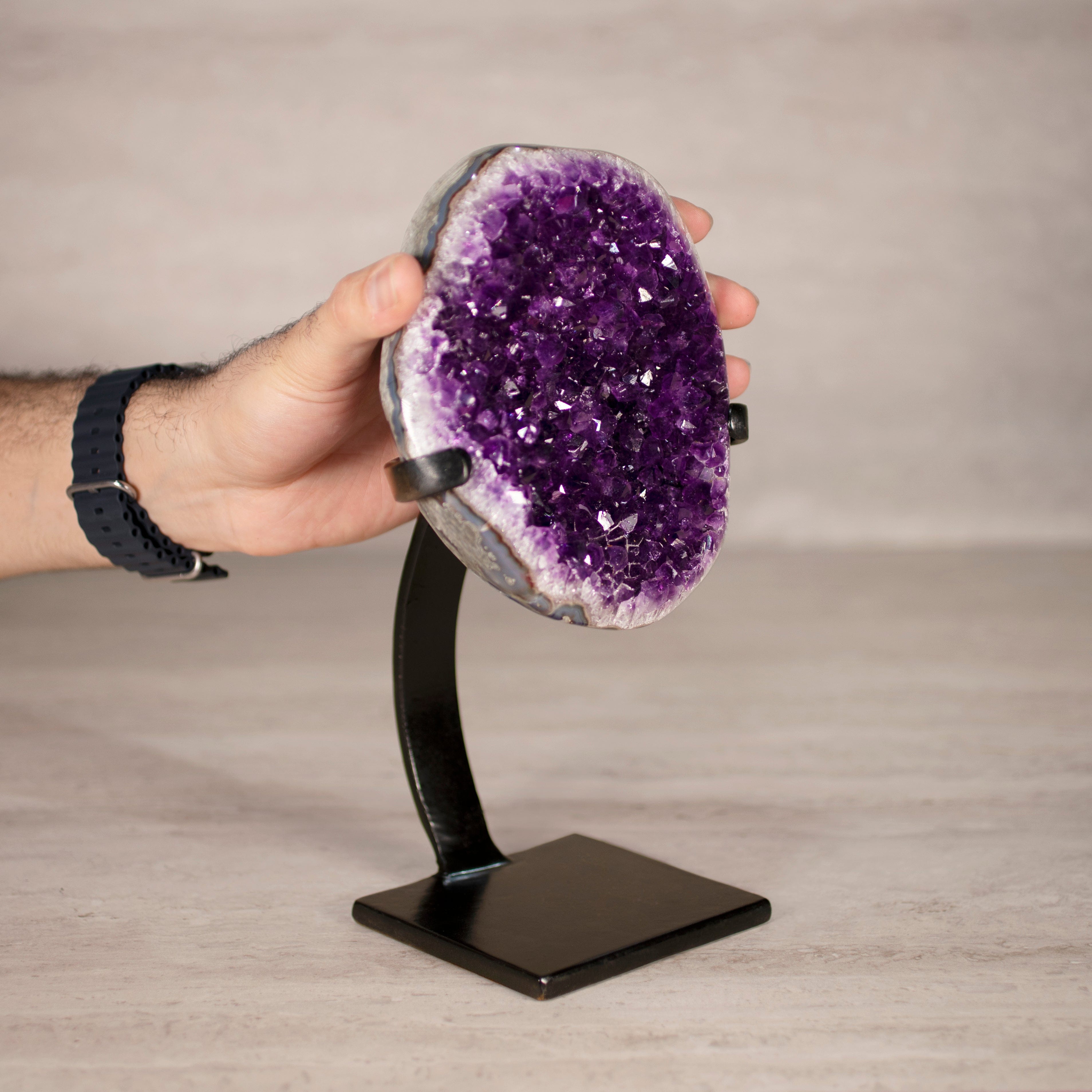 Kalifano Amethyst Amethyst Geode on Custom Stand from Uruguay - 10.5 in / 5 lbs UAG2400.045