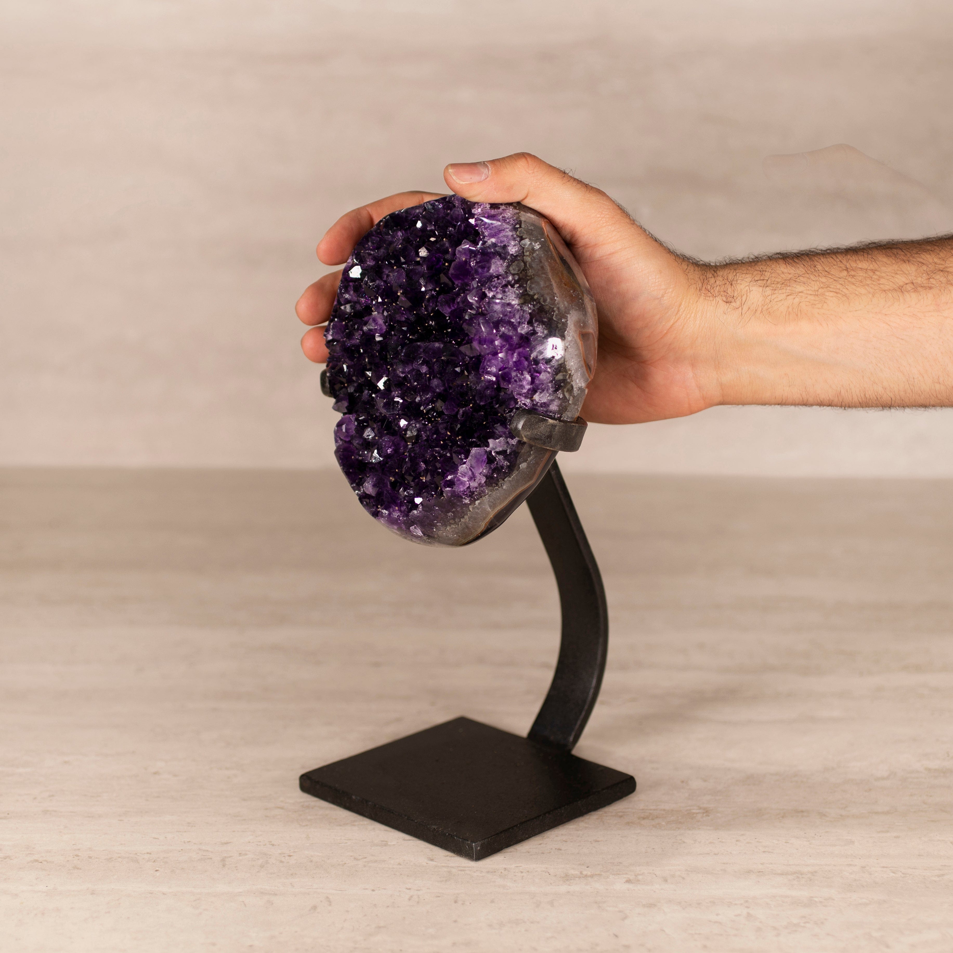 Kalifano Amethyst Amethyst Geode on Custom Stand from Uruguay - 10 in / 6 lbs UAG1400.031