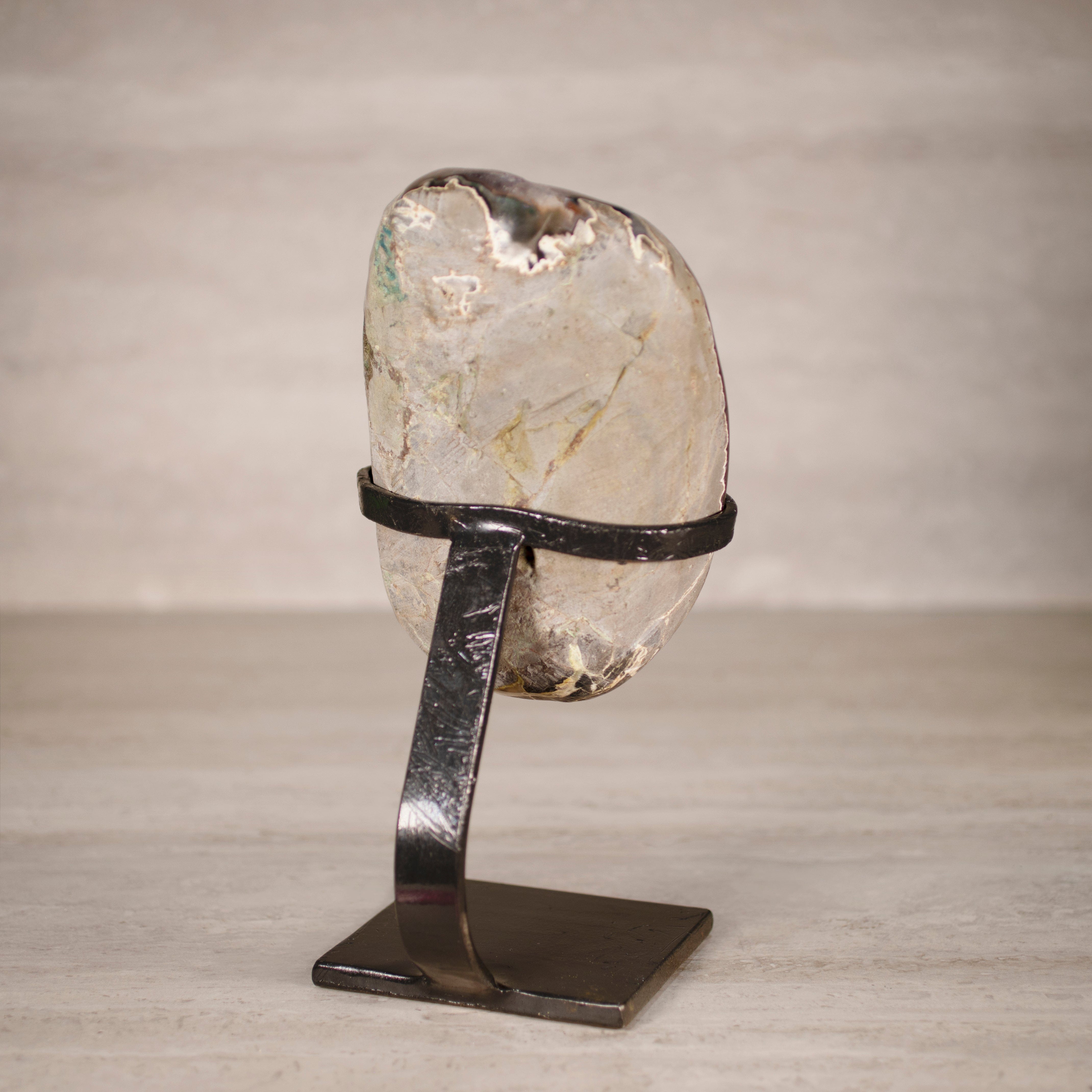 Kalifano Amethyst Amethyst Geode on Custom Stand from Uruguay - 11 in / 7 lbs UAG3200.014
