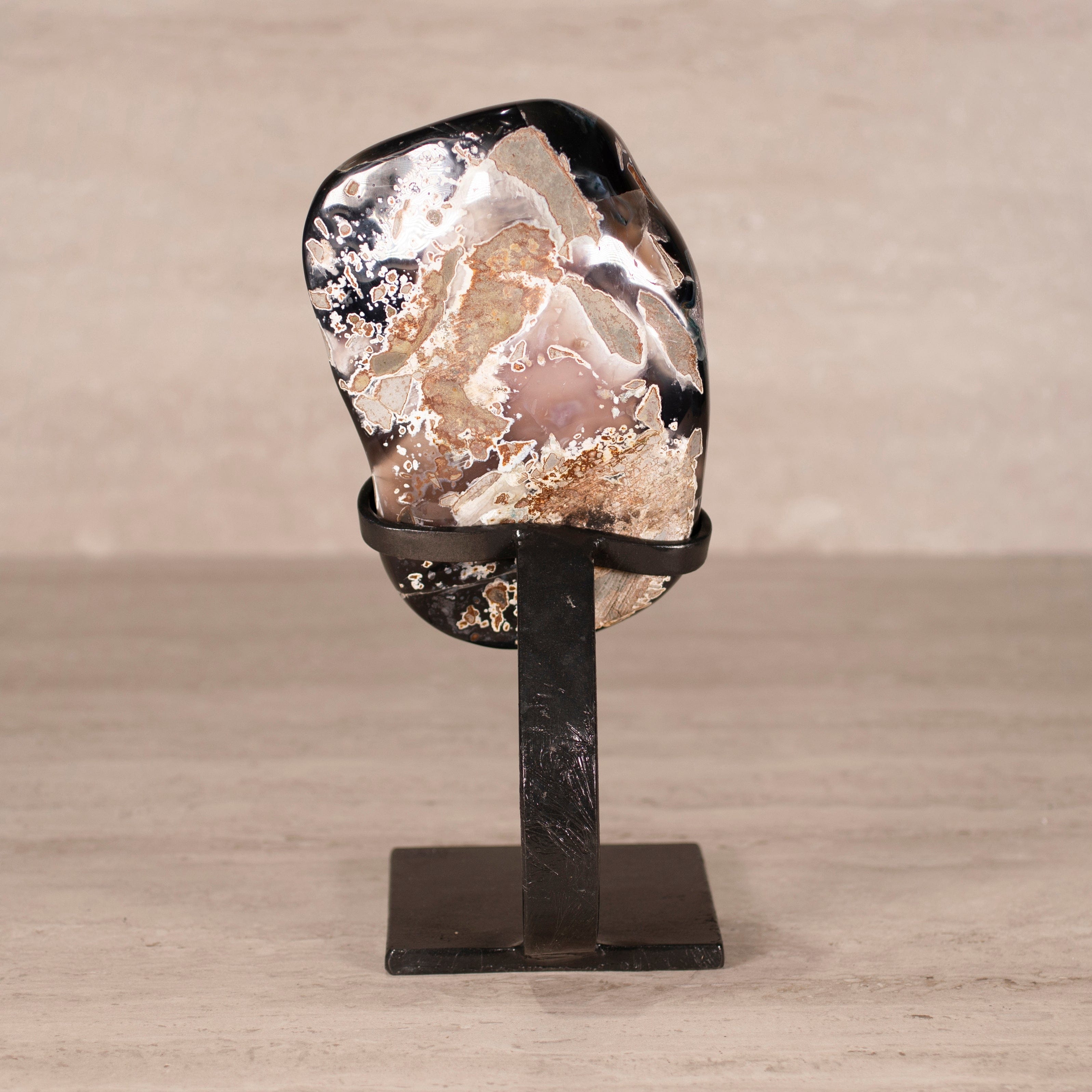 Kalifano Amethyst Amethyst Geode on Custom Stand from Uruguay - 12 in / 6.5 lbs UAG1000.040