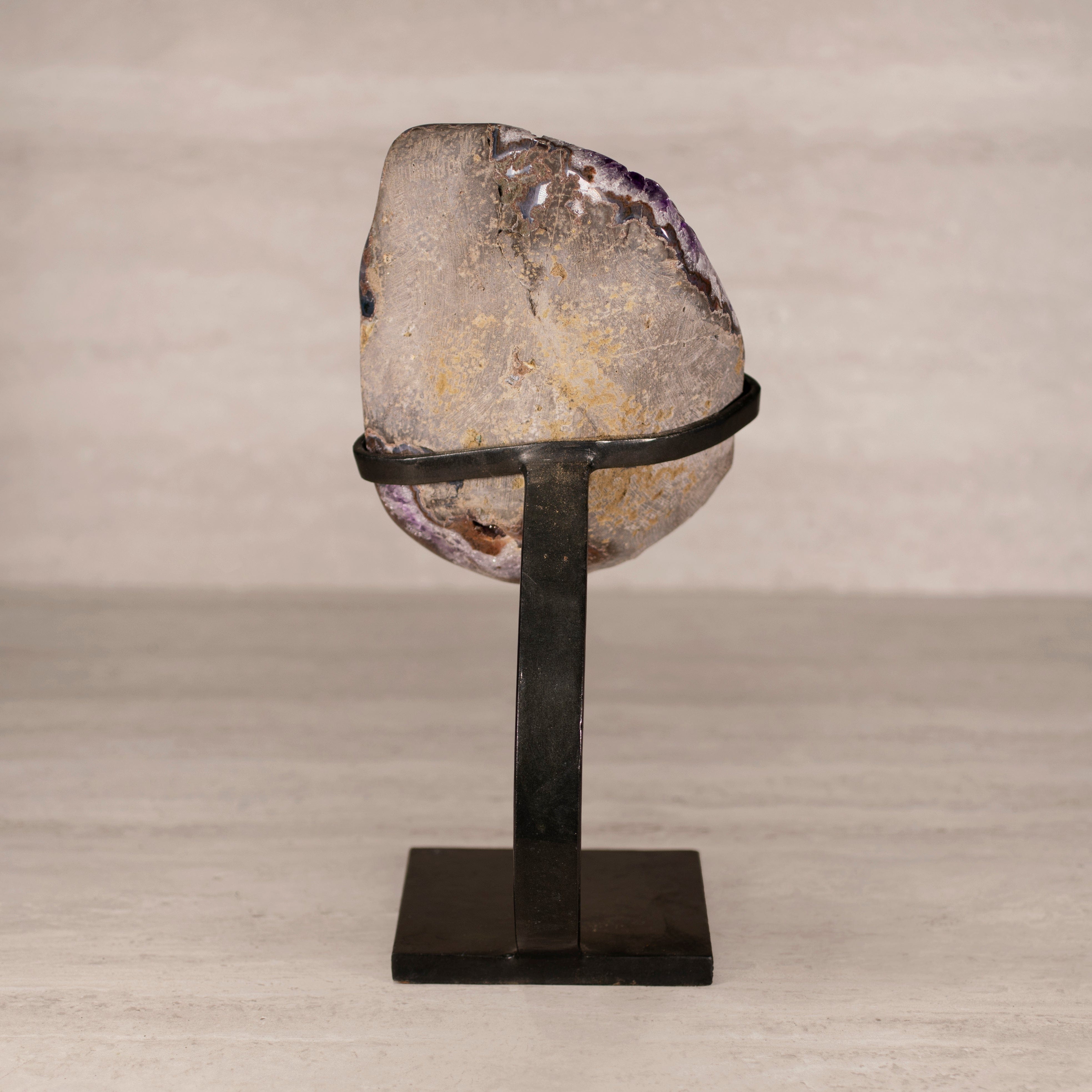Kalifano Amethyst Amethyst Geode on Custom Stand from Uruguay - 13 in / 9.5 lbs UAG2200.018