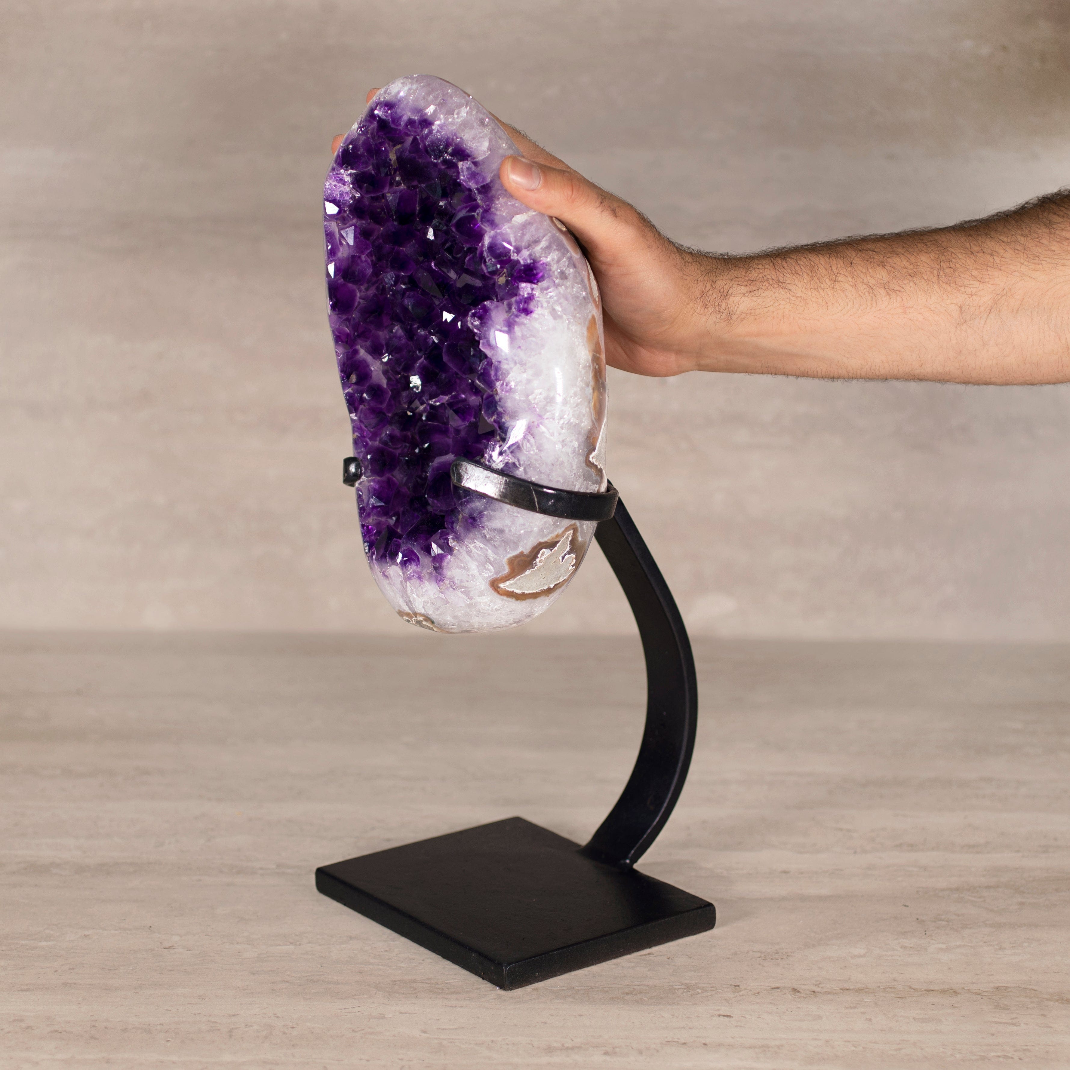 Kalifano Amethyst Amethyst Geode on Custom Stand from Uruguay - 16 in / 15 lbs UAG3600.014