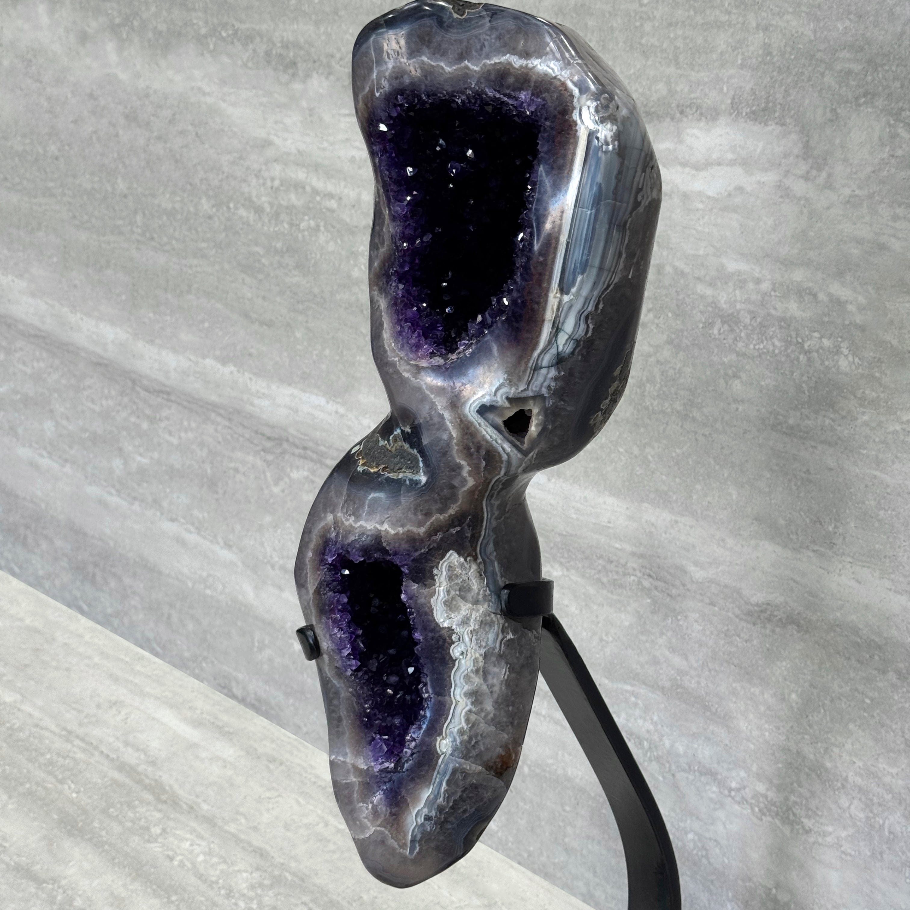 Kalifano Amethyst Amethyst Geode on Custom Stand from Uruguay - 26 in / 31 lbs UAG14000.004