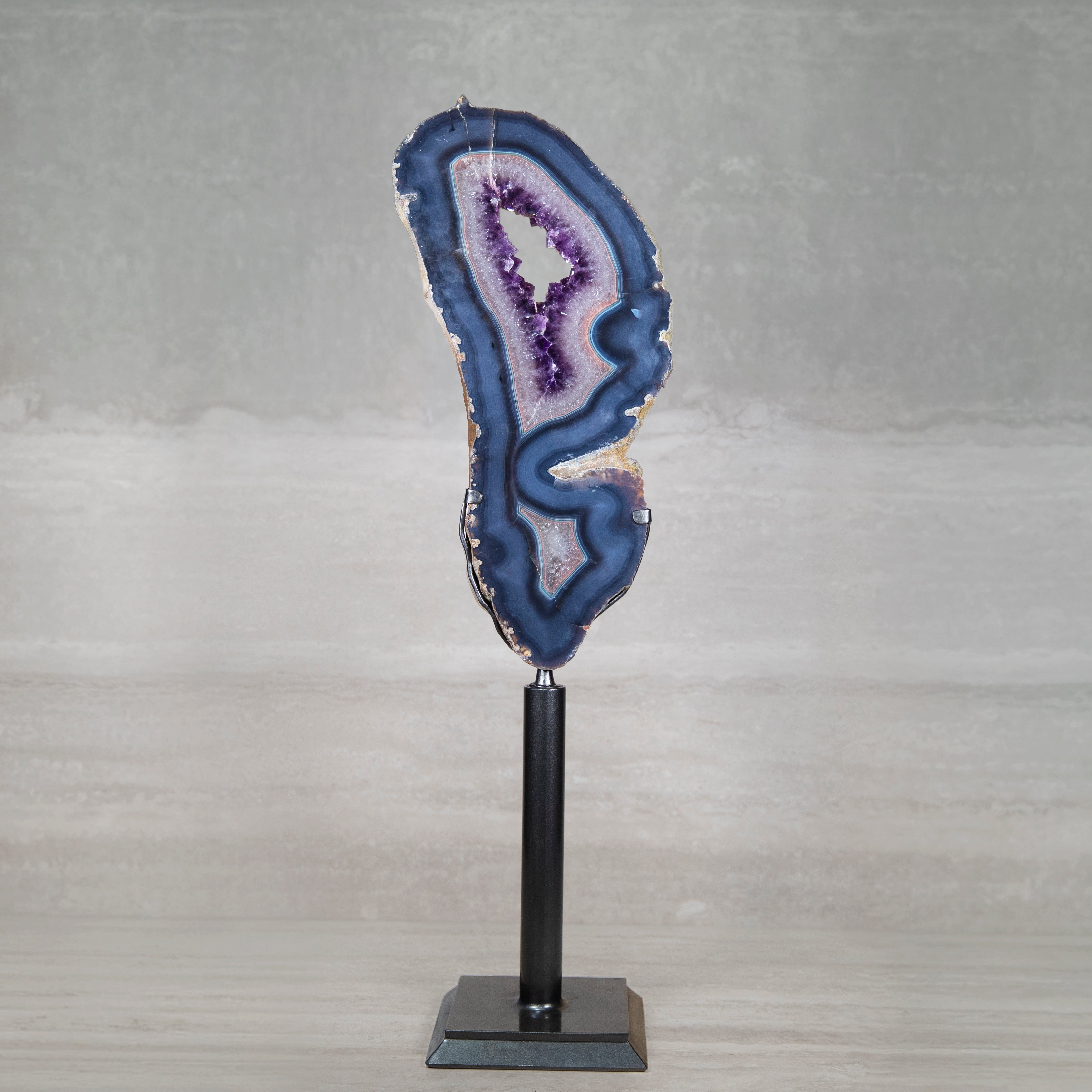 Kalifano Amethyst Amethyst Geode on Custom Stand from Uruguay - 33 in / 21 lbs UAG20000.008