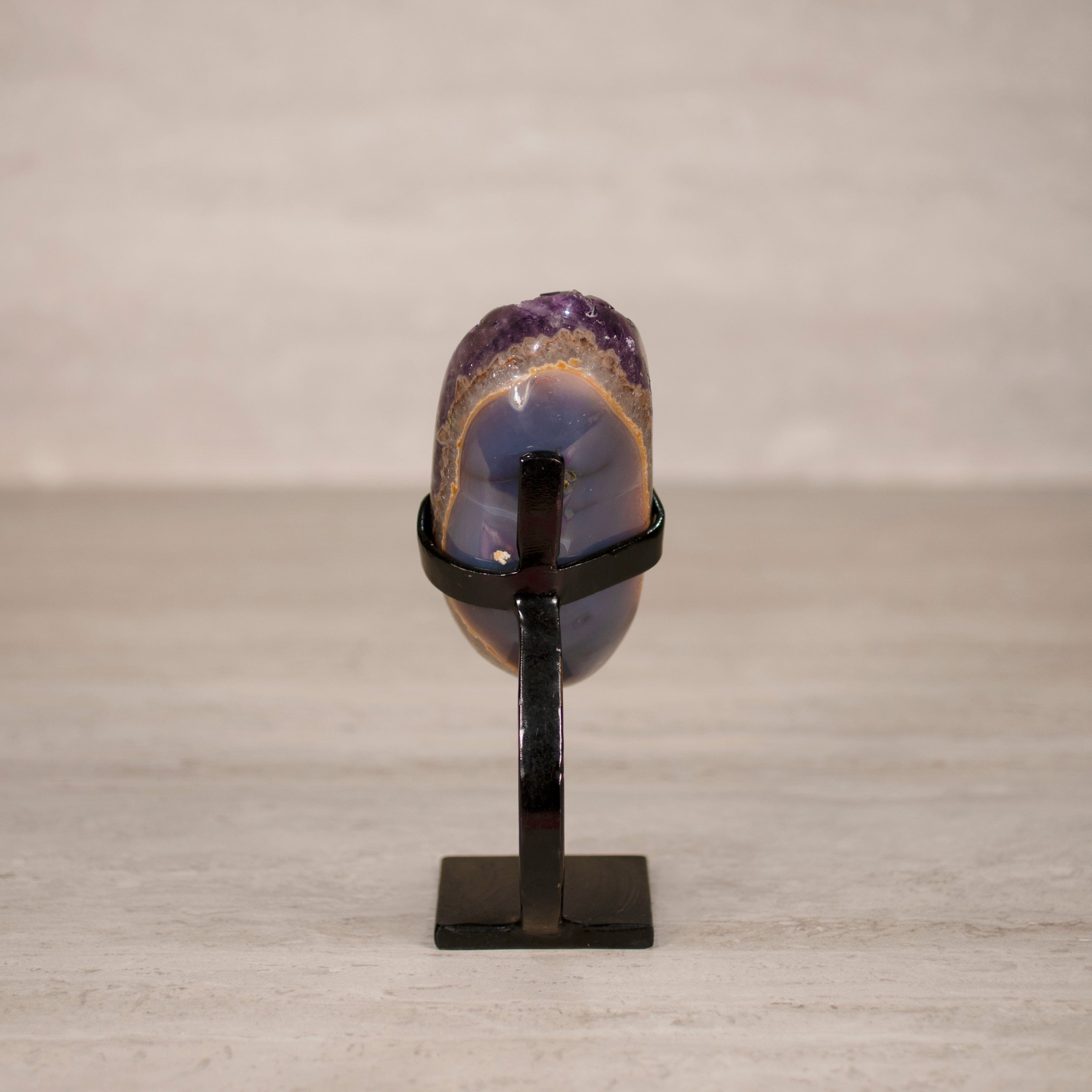 Kalifano Amethyst Amethyst Geode on Custom Stand from Uruguay - 7.5 in / 2 lbs UAG1000.042