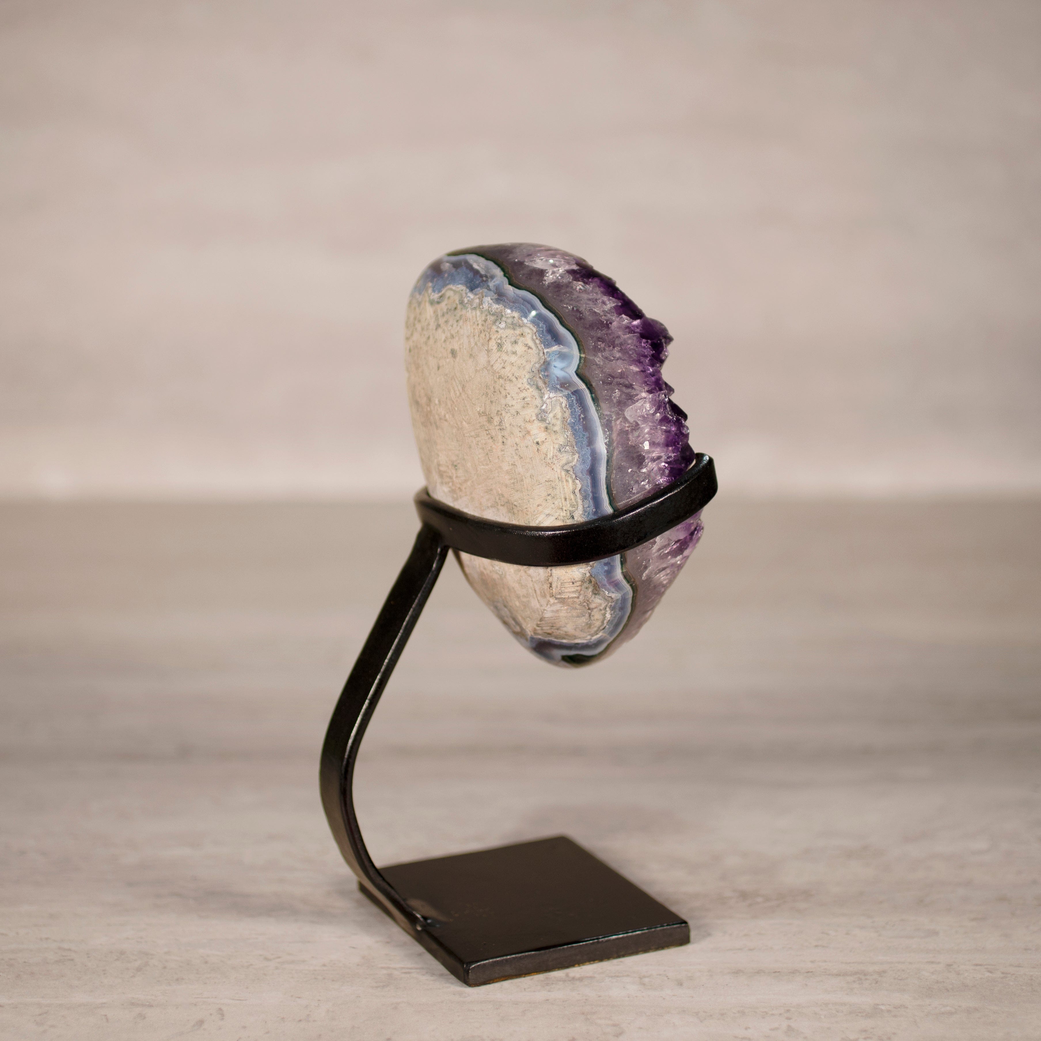 Kalifano Amethyst Amethyst Geode on Custom Stand from Uruguay - 8.5 in / 4.5 lbs UAG2000.021