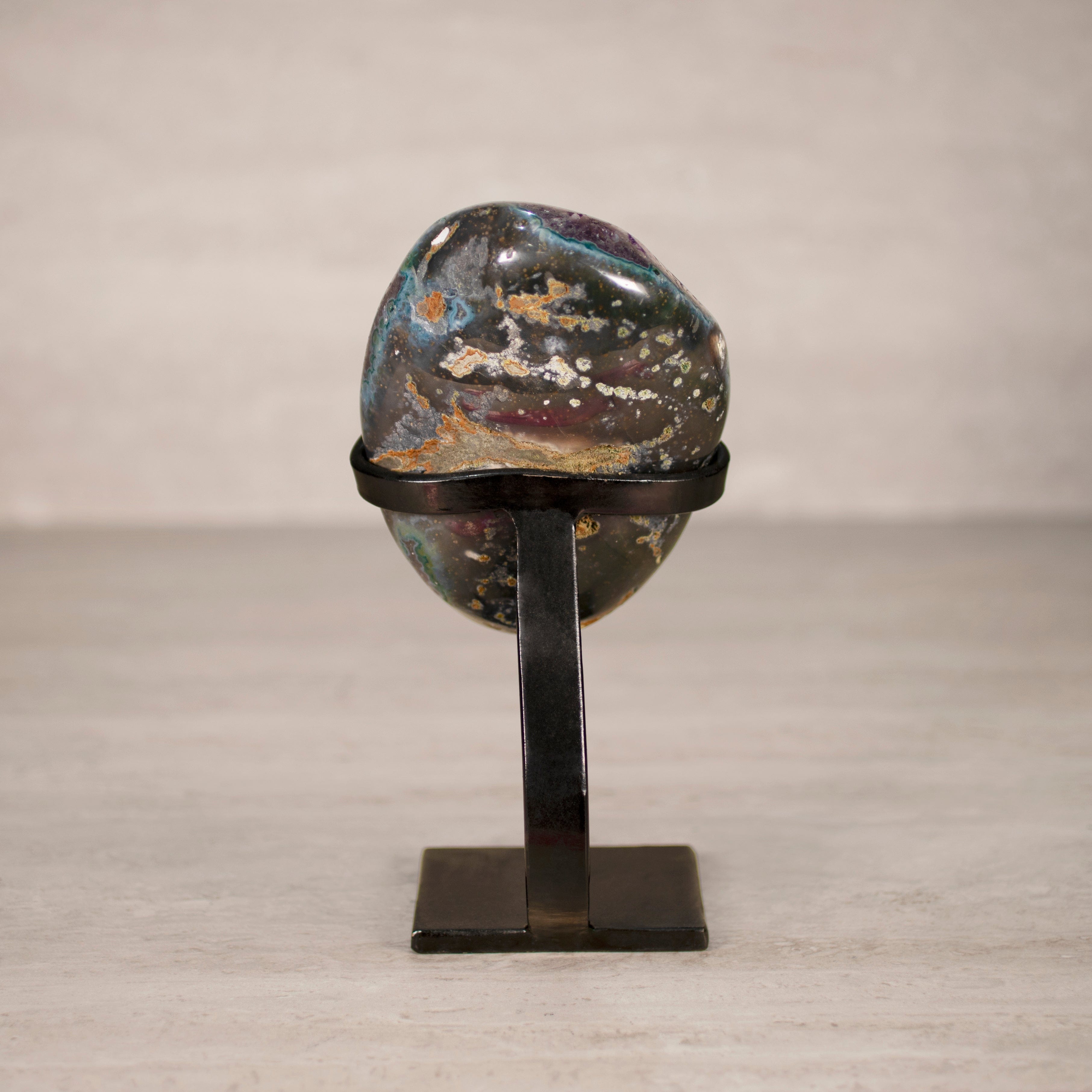 Kalifano Amethyst Amethyst Geode on Custom Stand from Uruguay - 8.5 in / 4.5 lbs UAG2100.022