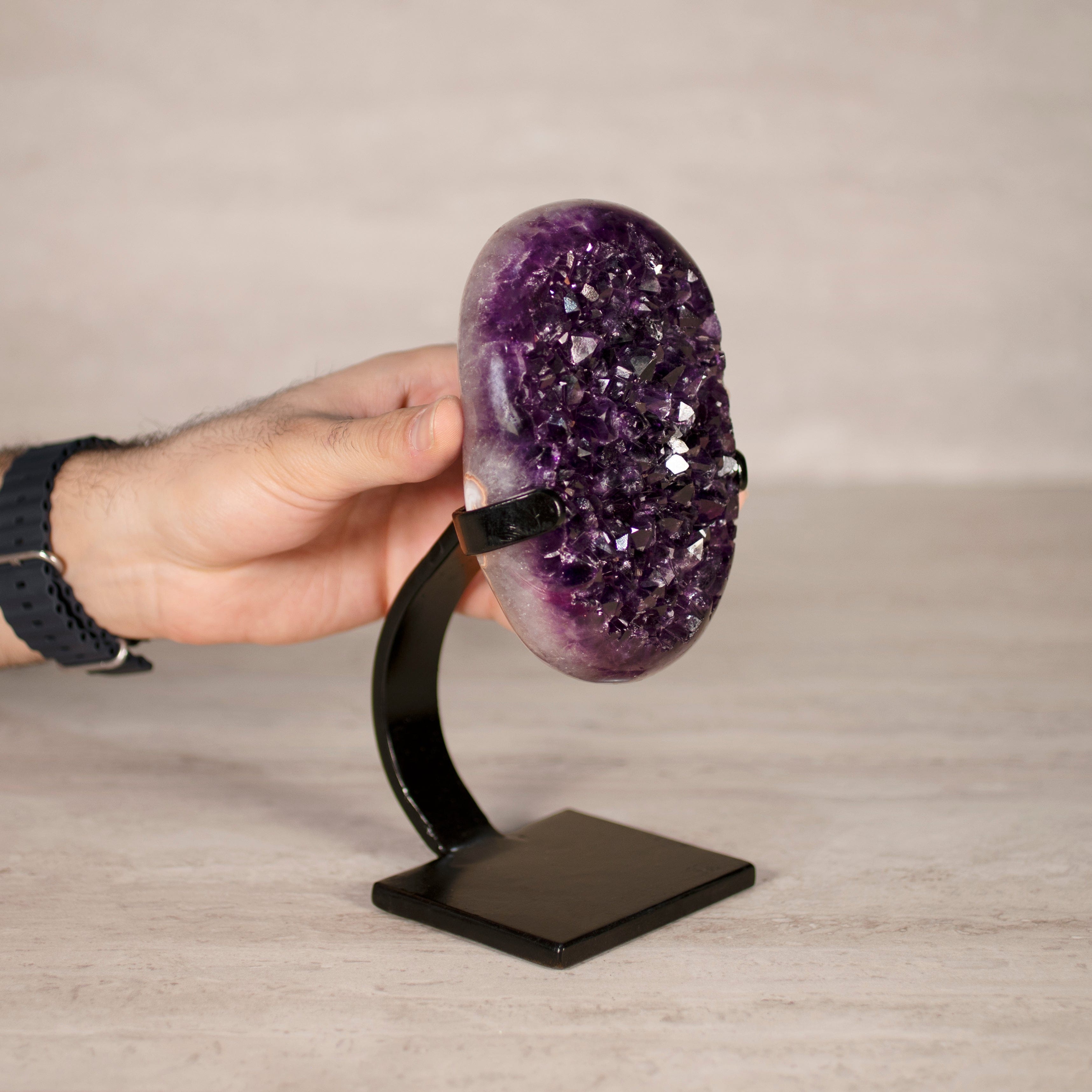 Kalifano Amethyst Amethyst Geode on Custom Stand from Uruguay - 8 in / 3.5 lbs UAG1700.027