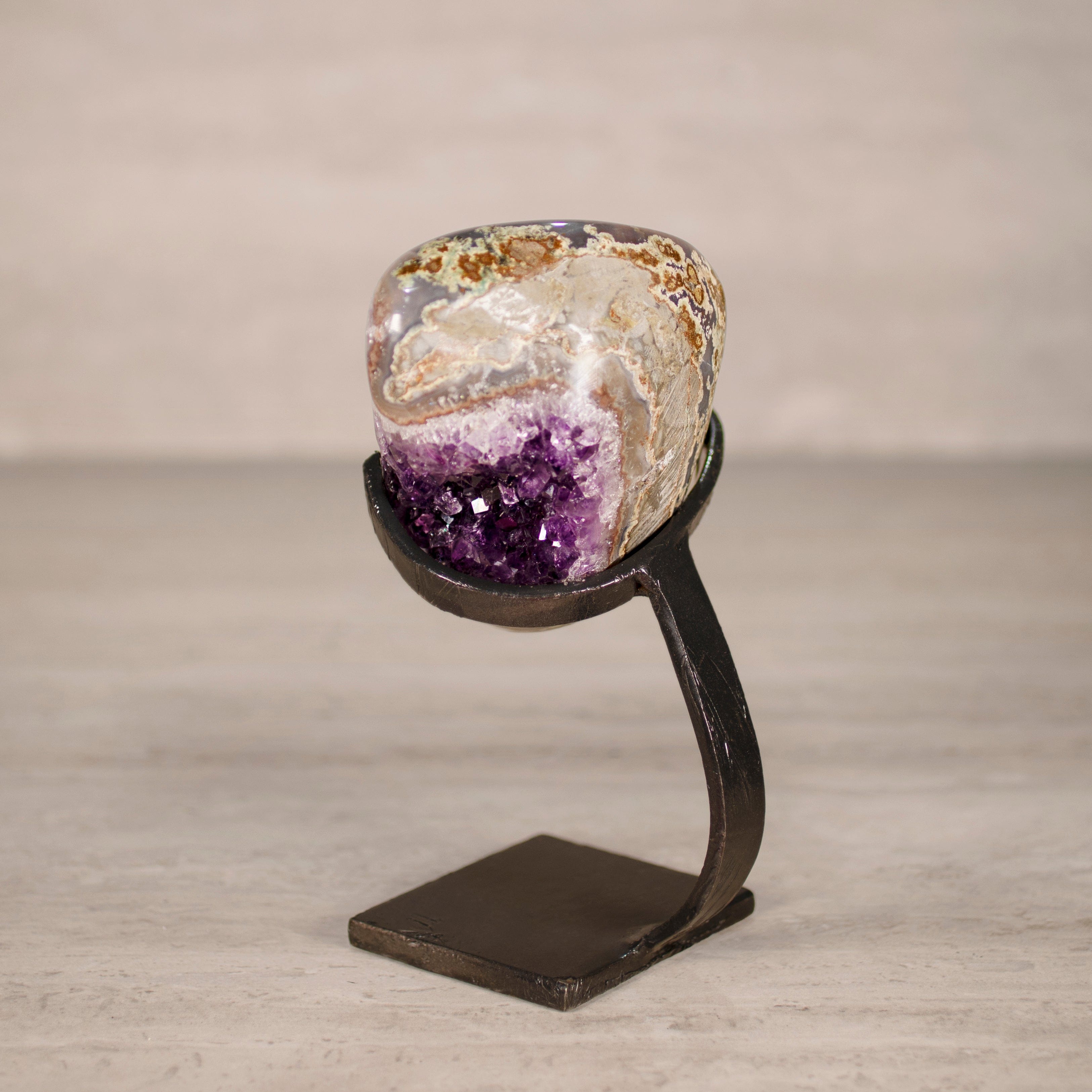 Kalifano Amethyst Amethyst Geode on Custom Stand from Uruguay - 8 in / 4 lbs UAG1900.013