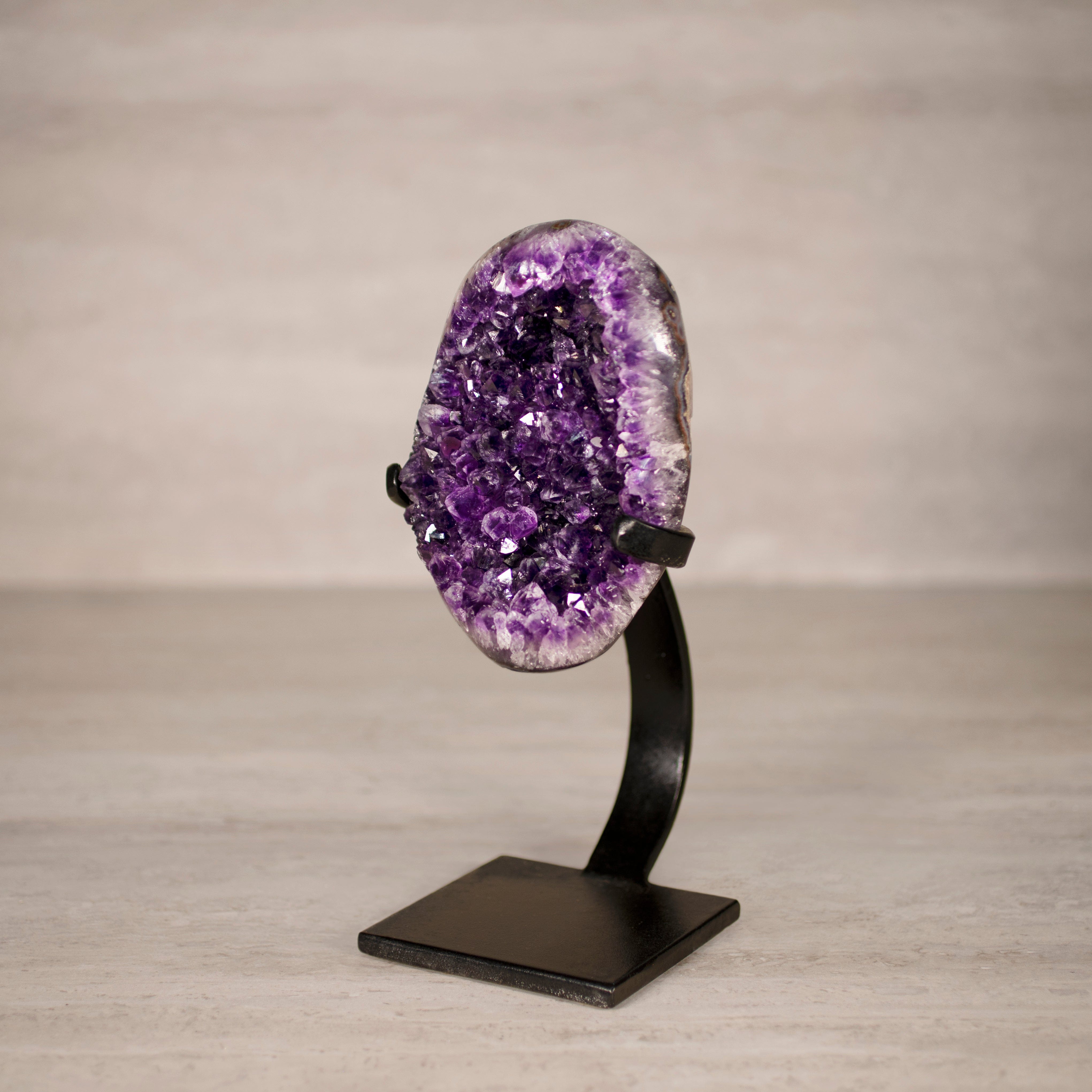 Kalifano Amethyst Amethyst Geode on Custom Stand from Uruguay - 9.5 in / 5 lbs UAG2400.047
