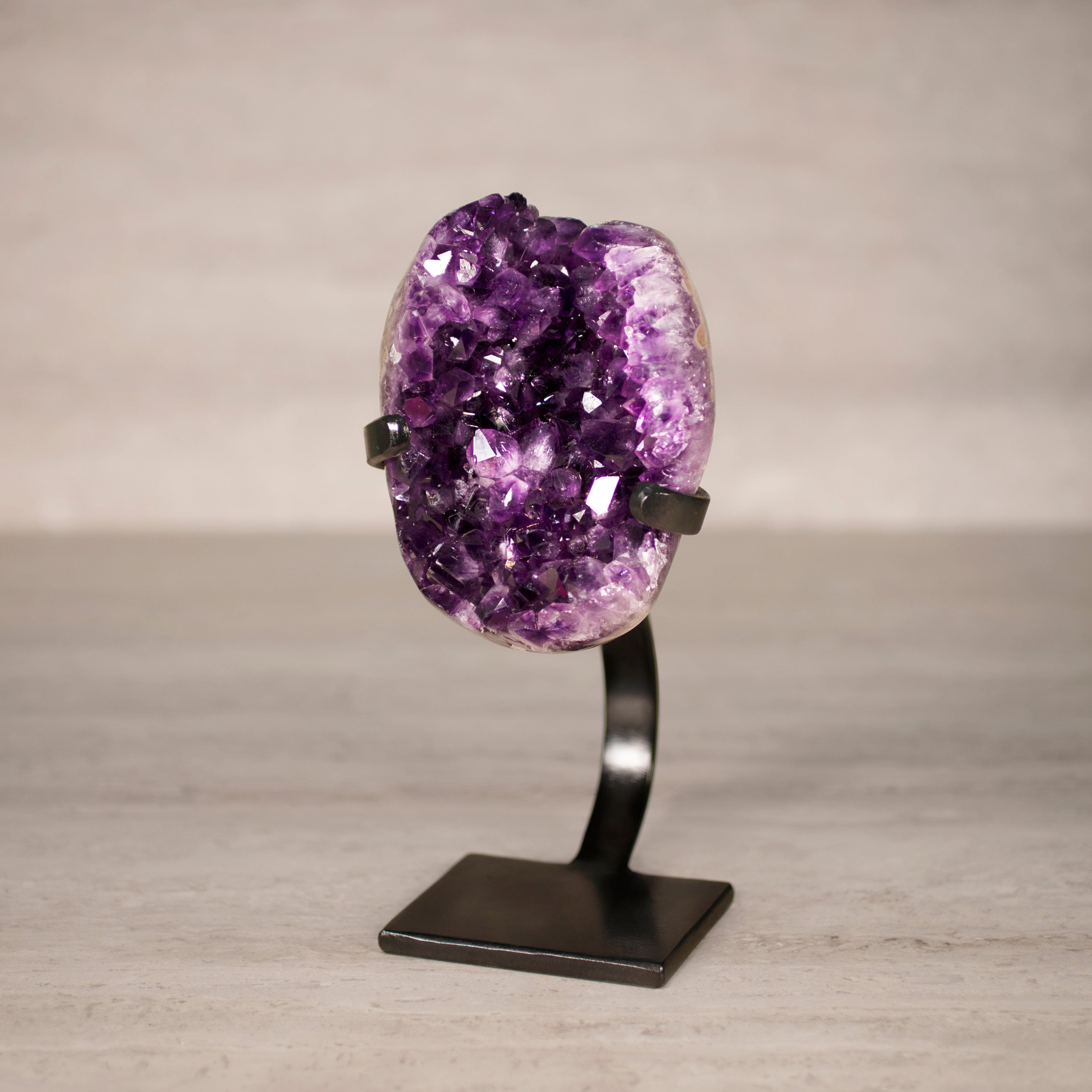 Kalifano Amethyst Amethyst Geode on Custom Stand from Uruguay - 9 in / 4.5 lbs UAG2000.024