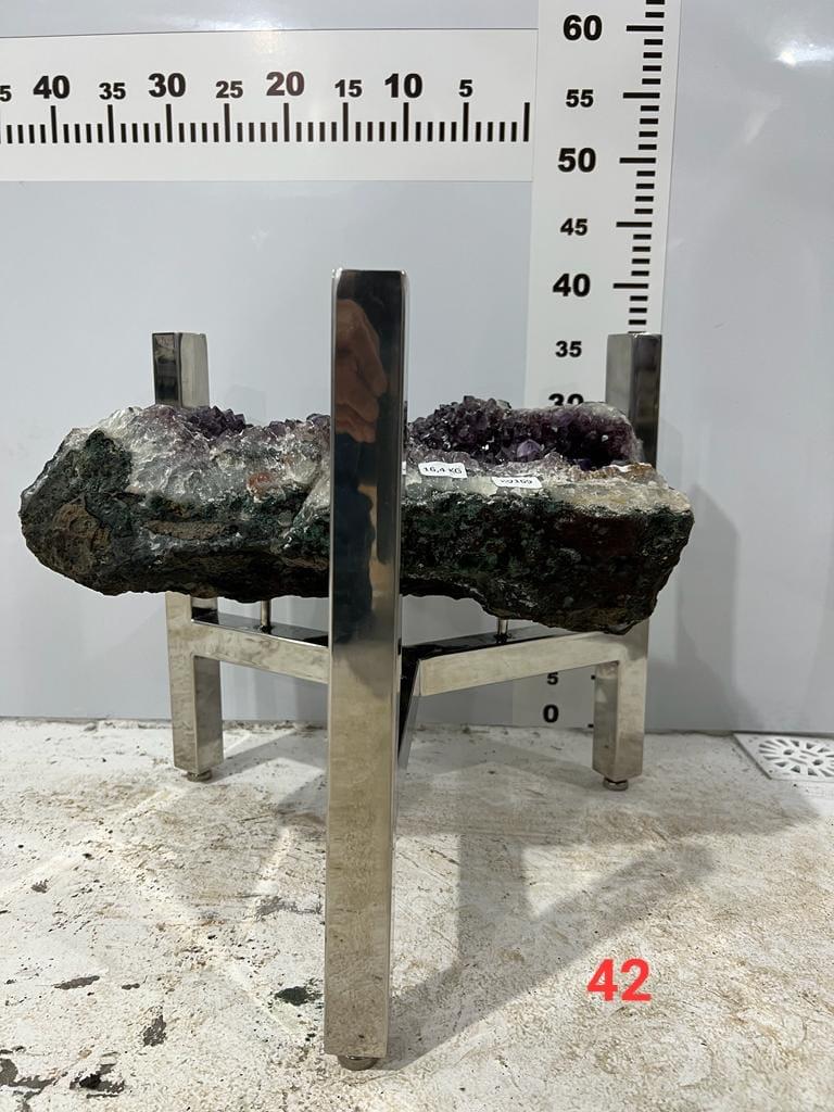 Kalifano Amethyst Amethyst Geode Table from Brazil with Custom Stand- 16" / 36 lbs BAG4000.010