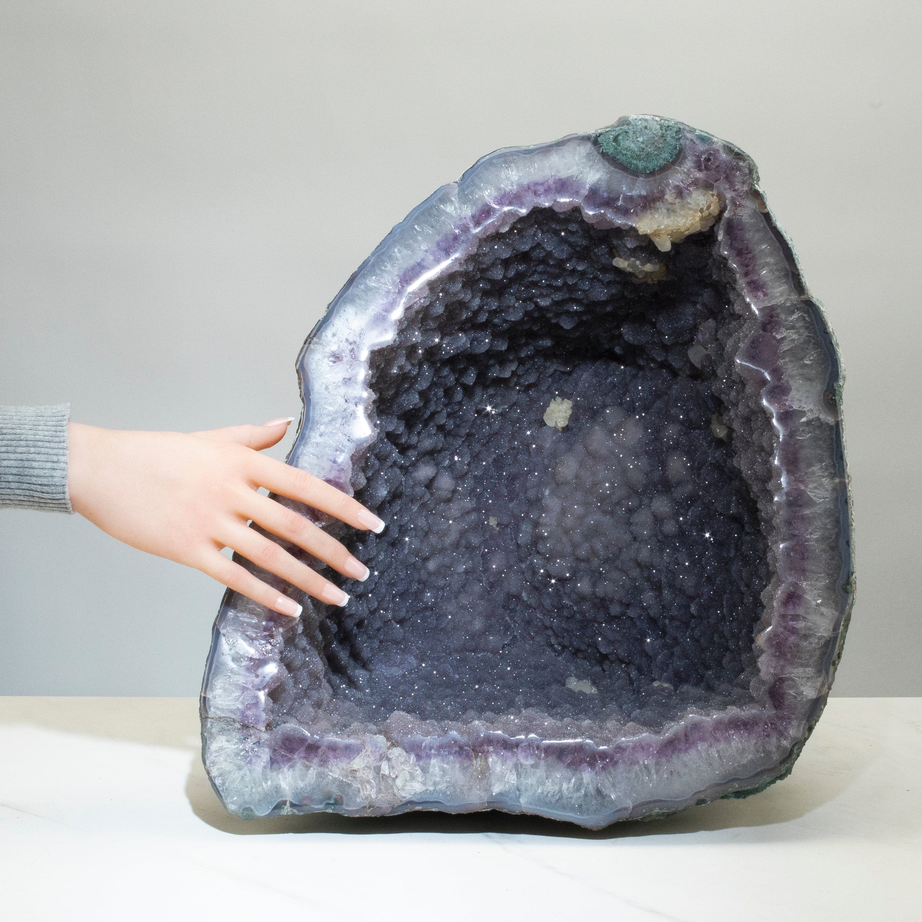 Kalifano Amethyst Amethyst Geode (with Micro Crystals) - 14" / 51lbs BAG6400.005