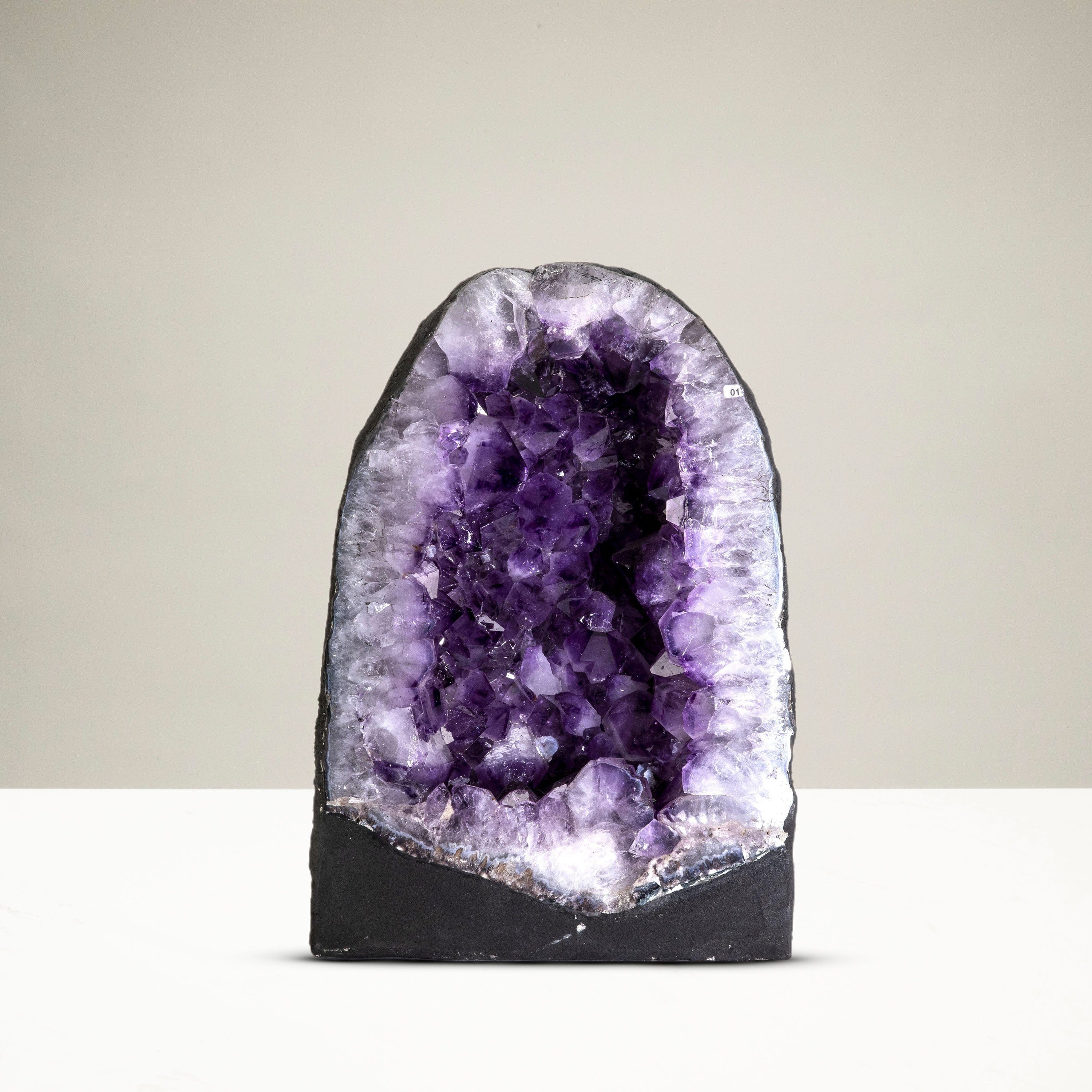 Kalifano Amethyst Natural Brazilian Amethyst Crystal Geode Cathedral - 16.5 in / 58 lbs BAG7200.002