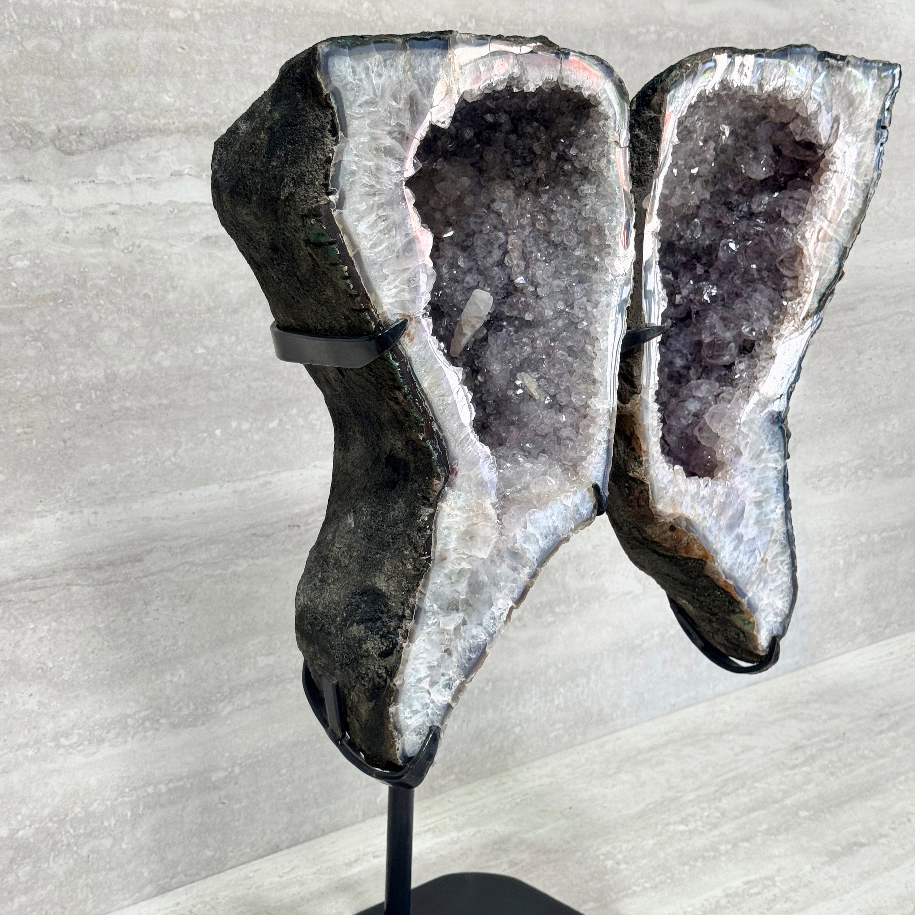 Kalifano Amethyst Natural Brazilian Amethyst Geode on Custom Stand - 25 in / 44 lbs BAG10400.001