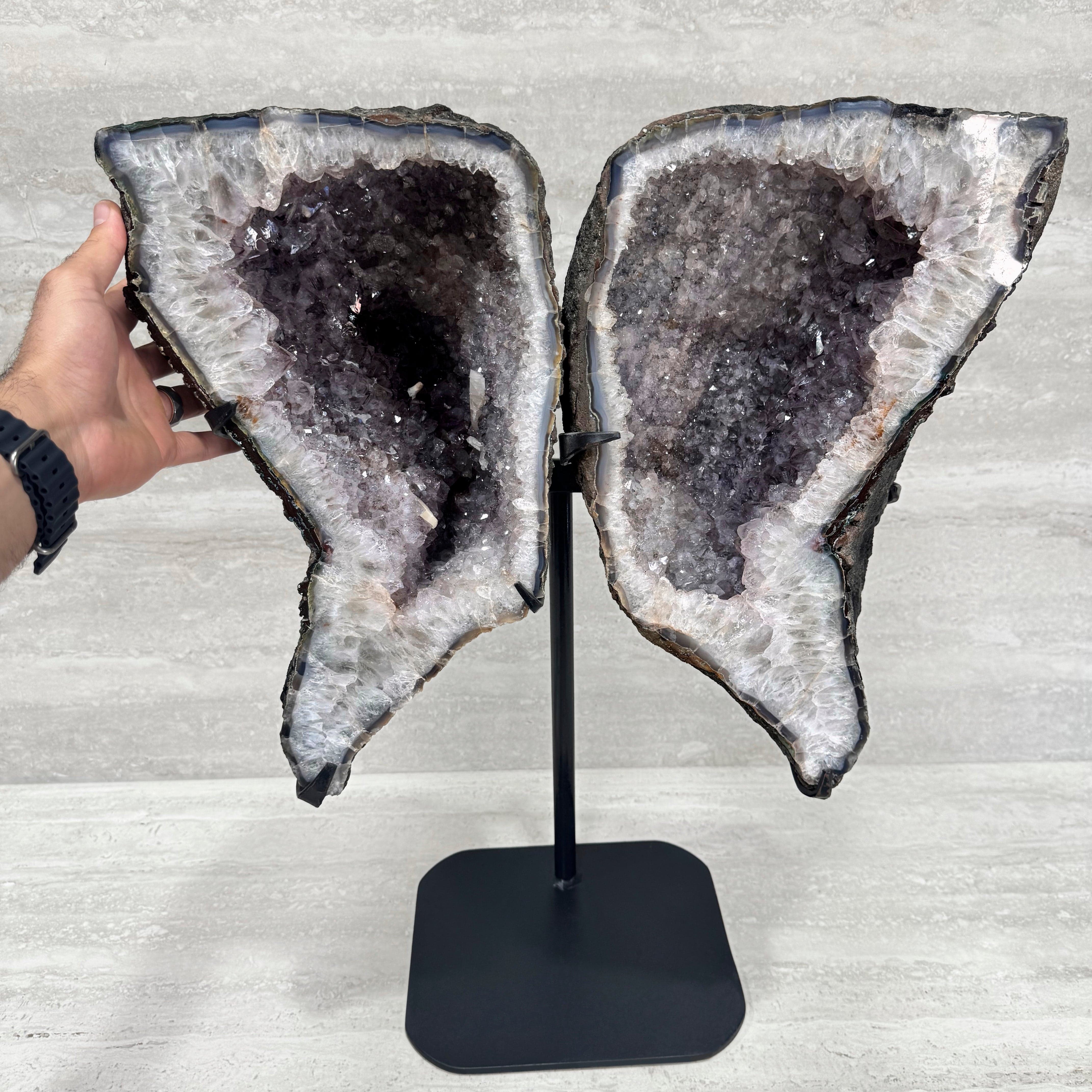 Kalifano Amethyst Natural Brazilian Amethyst Geode on Custom Stand - 25 in / 44 lbs BAG10400.001