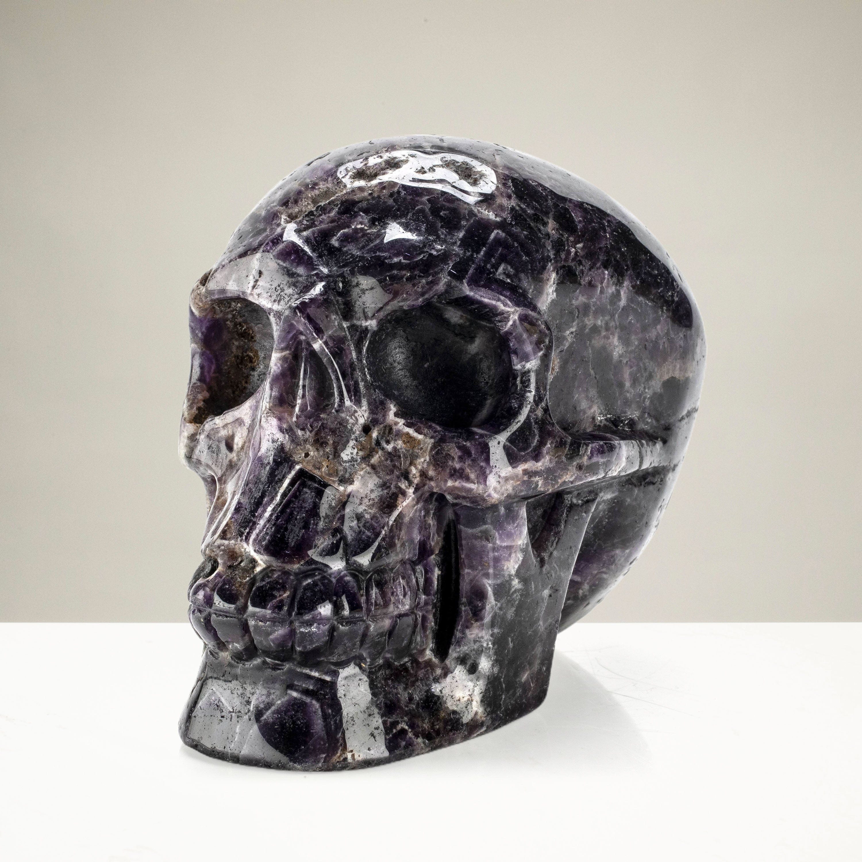 Kalifano Amethyst Natural Hand Carved Moroccan Amethyst Skull - 5 in. / 1,460 grams SK5000.001
