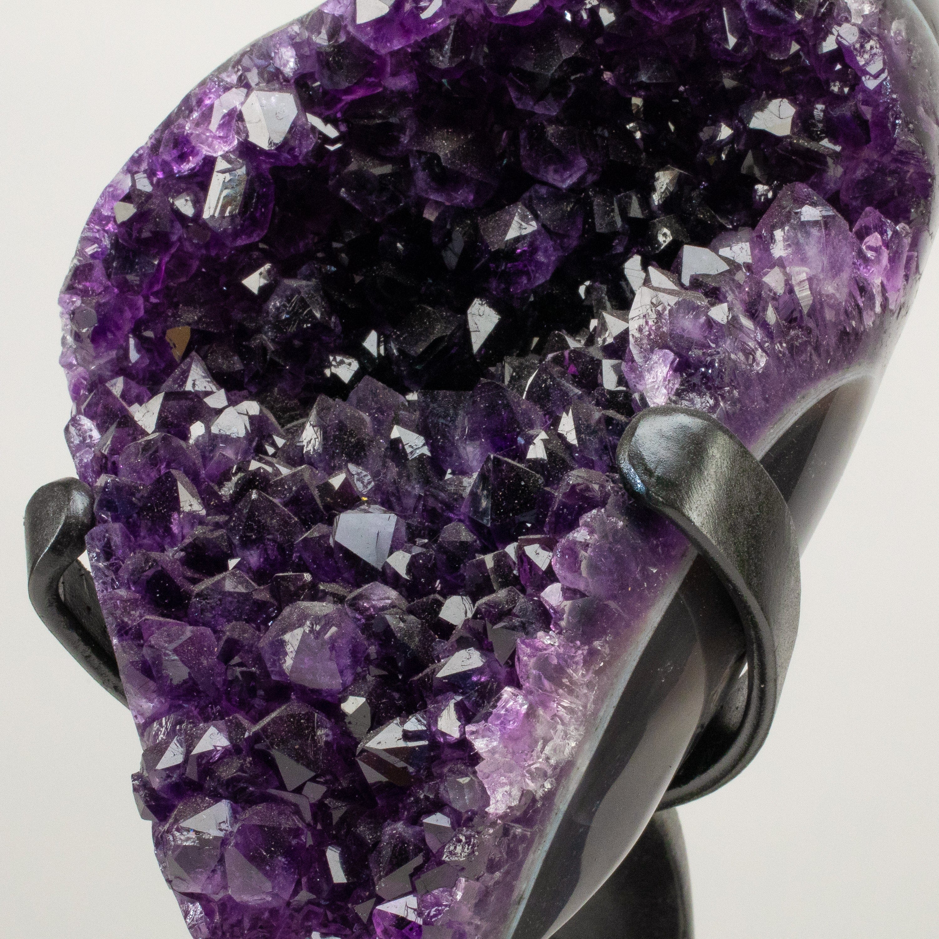 Kalifano Amethyst Uruguayan Amethyst Geode on Custom Stand - 13" / 9 lbs UAG5200.004