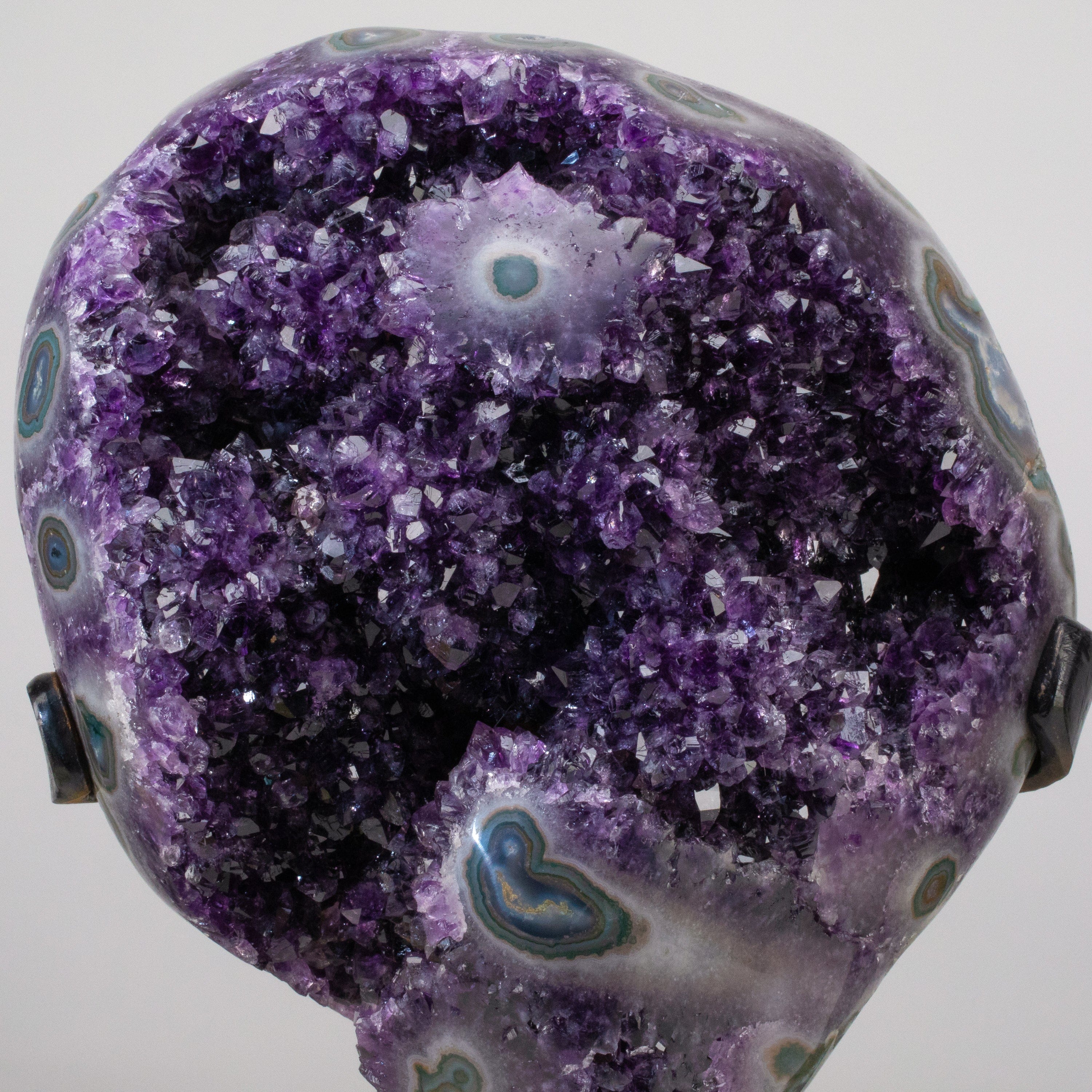 Kalifano Amethyst Uruguayan Amethyst Geode on Custom Stand - 16" / 21 lbs UAG7200.005