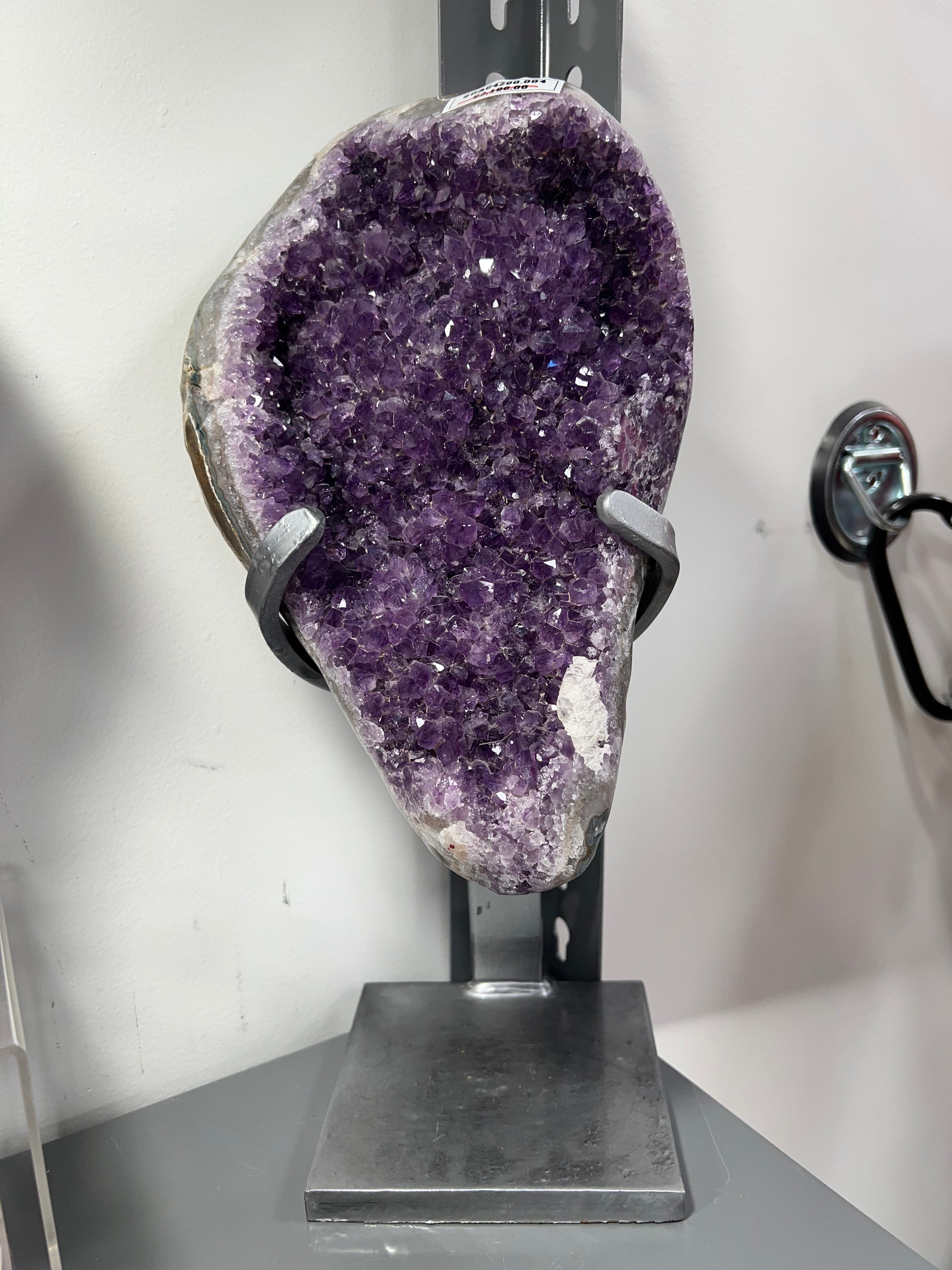 Kalifano Amethyst Uruguayan Amethyst Geode on Custom Stand - 16.8 lbs / 15 in. UAG4200.004