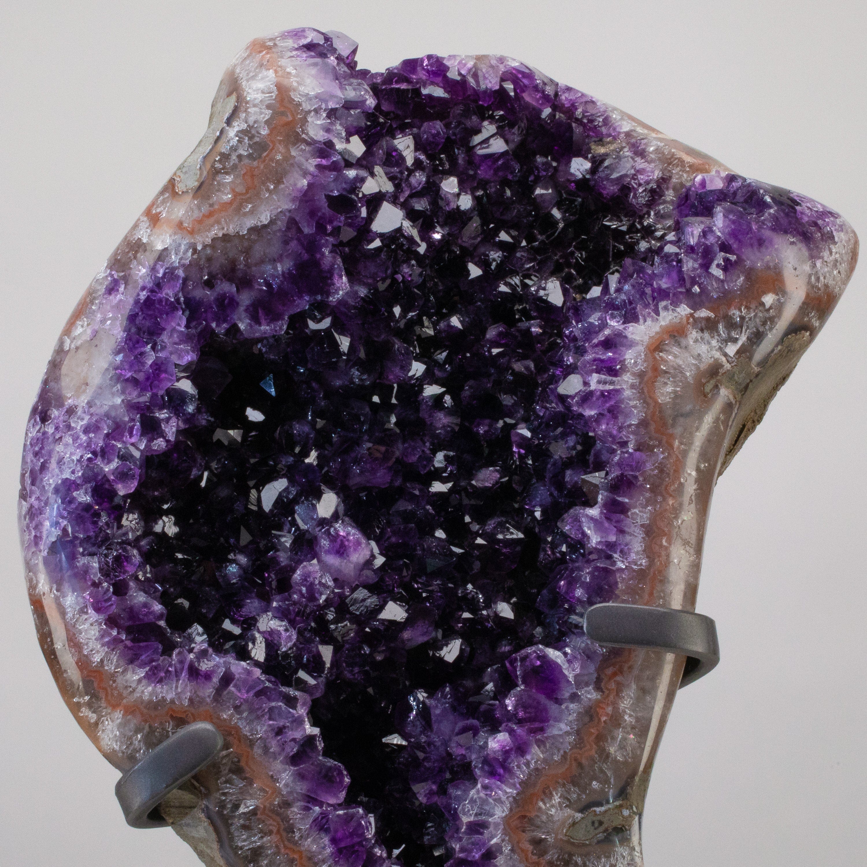 Kalifano Amethyst Uruguayan Amethyst Geode on Custom Stand - 18" / 22 lbs UAG10000.002