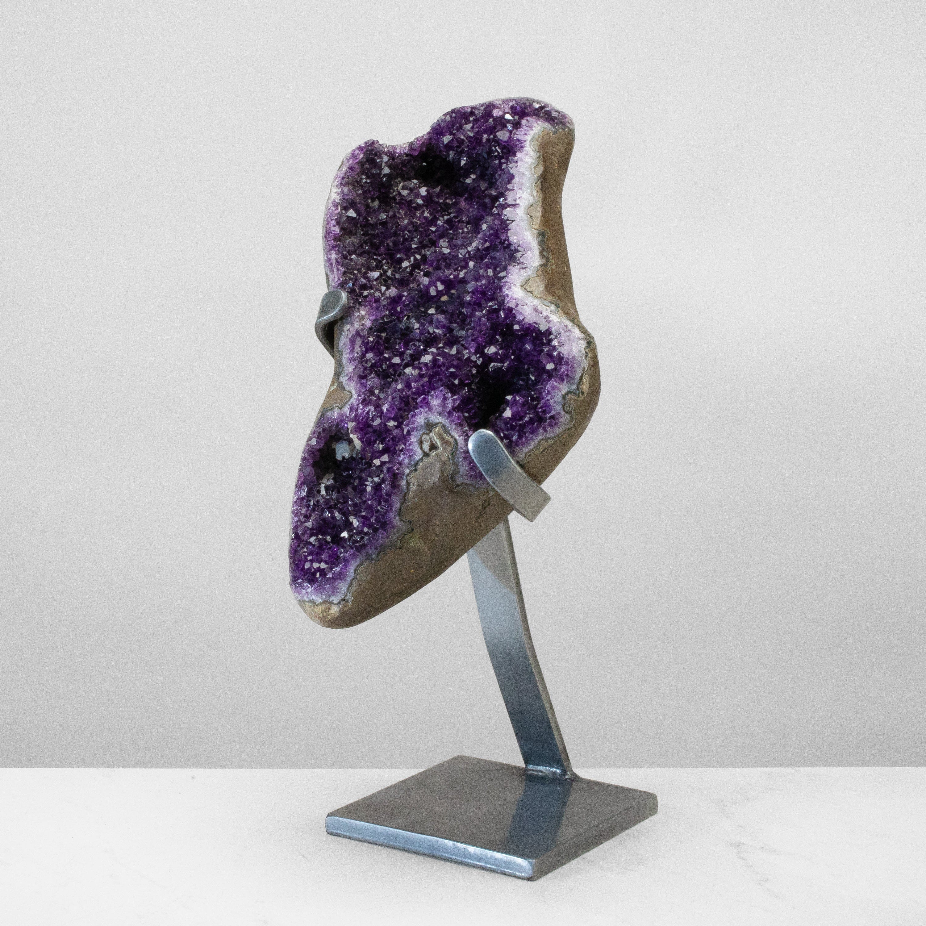 Kalifano Amethyst Uruguayan Amethyst Geode on Custom Stand - 18" / 23 lbs UAG11000.001