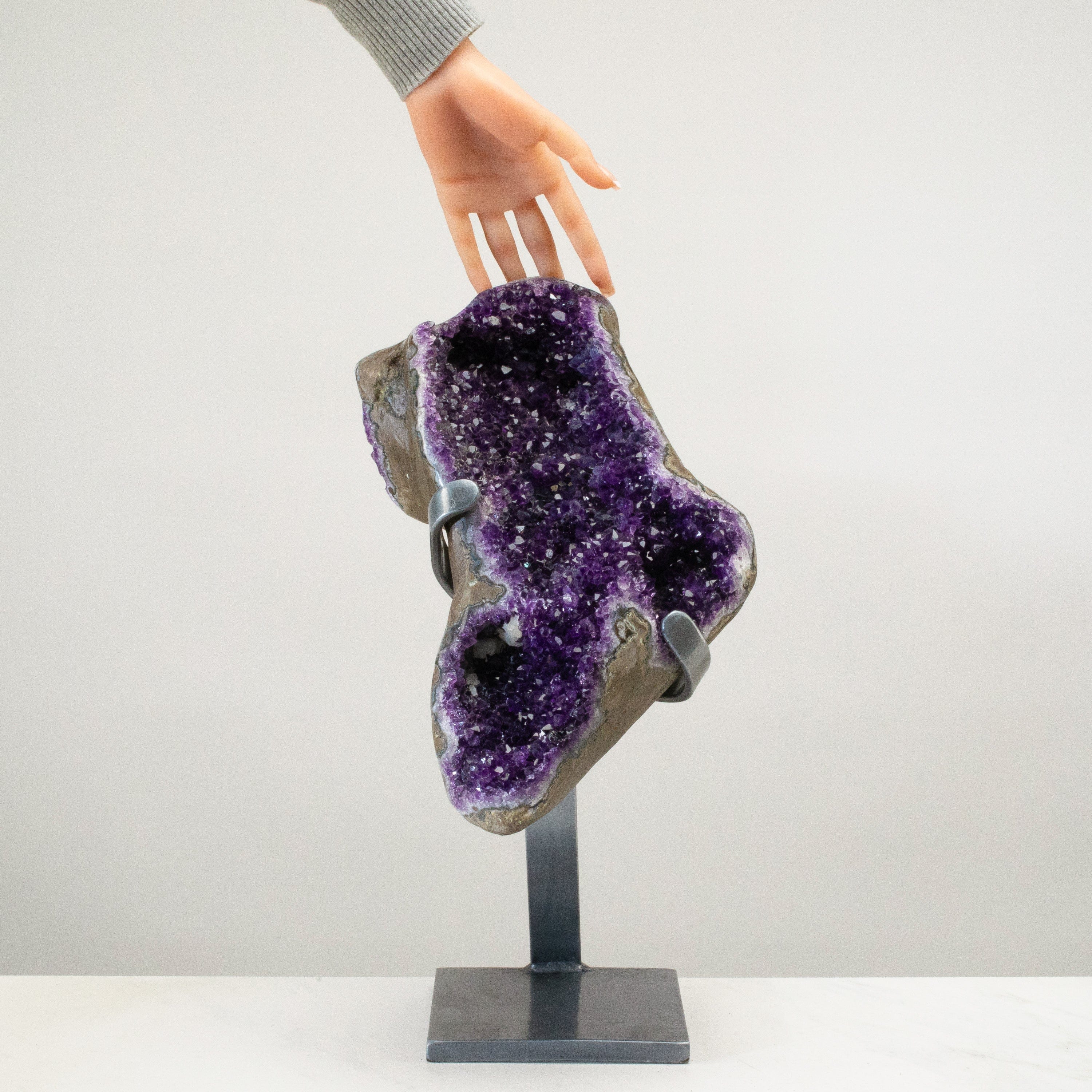 Kalifano Amethyst Uruguayan Amethyst Geode on Custom Stand - 18" / 23 lbs UAG11000.001