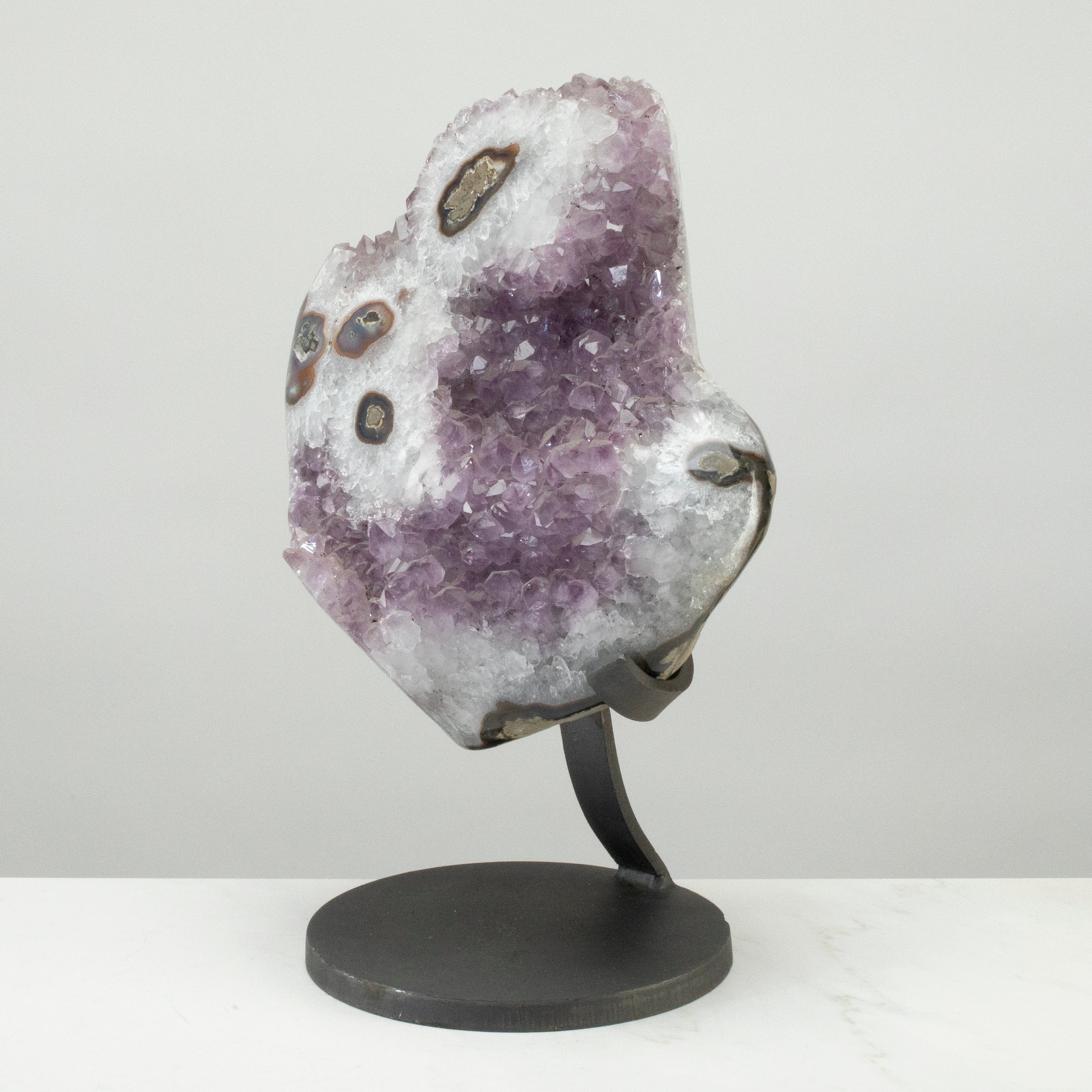 Kalifano Amethyst Uruguayan Amethyst Geode on Custom Stand - 19.4 lbs / 13 in. UAG3800.003