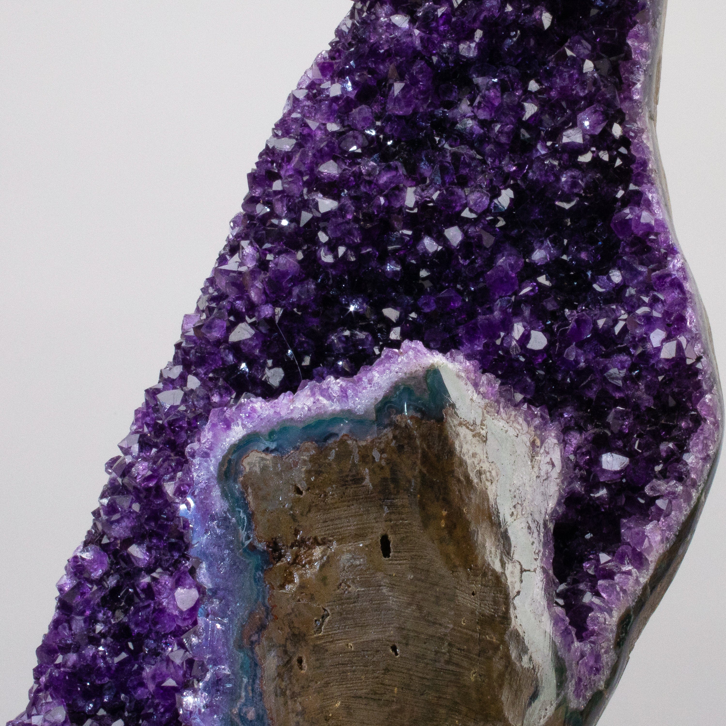 Kalifano Amethyst Uruguayan Amethyst Geode on Custom Stand - 20.5" / 20 lbs UAG10400.001