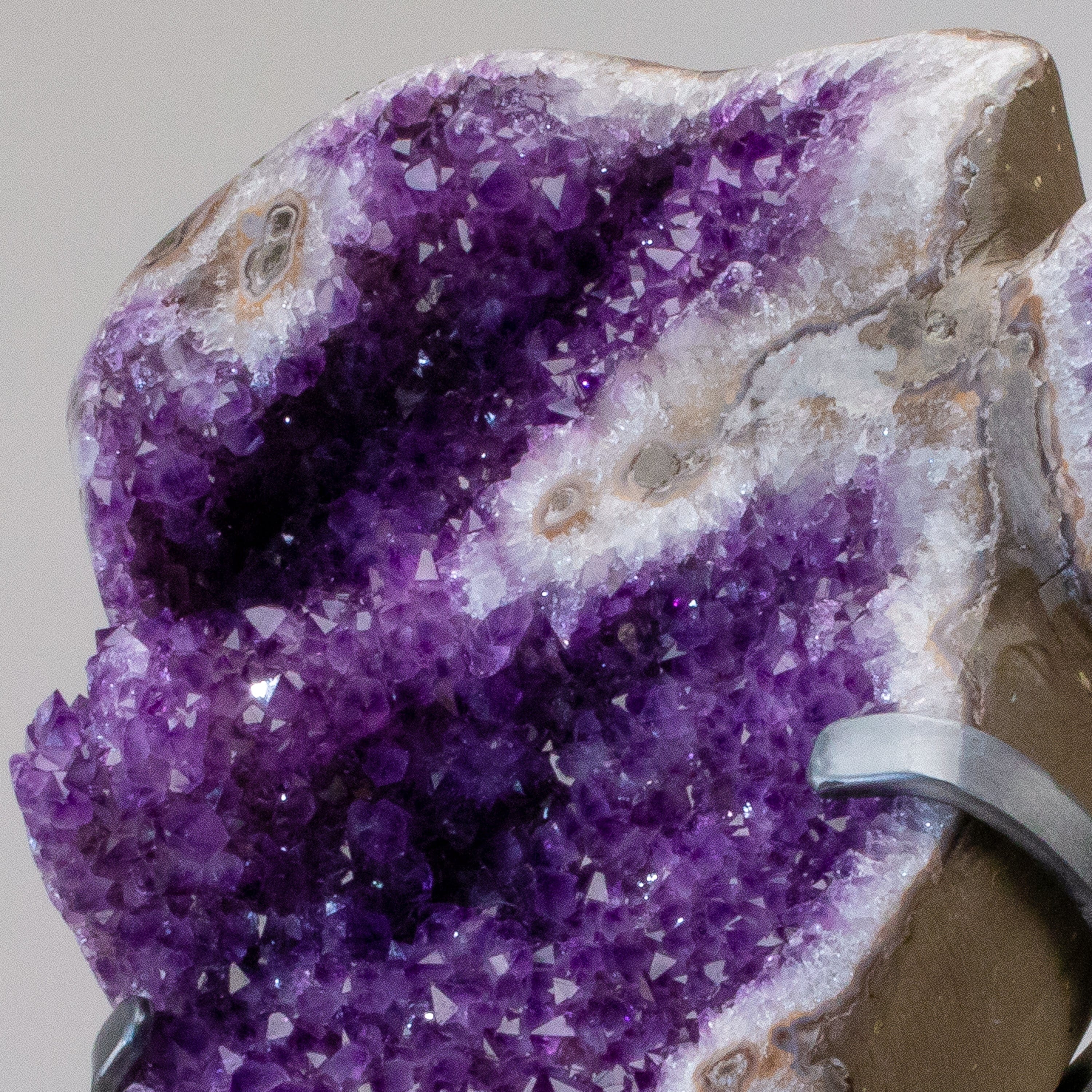 Kalifano Amethyst Uruguayan Amethyst Geode on Custom Stand - 22" / 53 lbs UAG15200.001