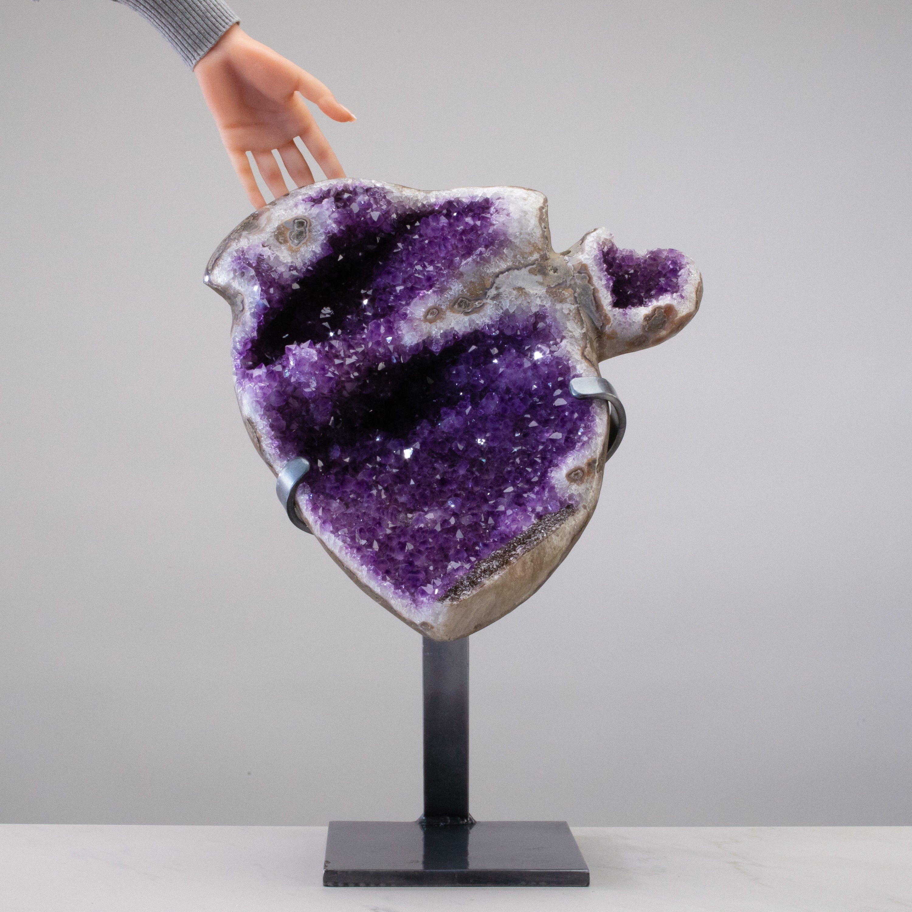 Kalifano Amethyst Uruguayan Amethyst Geode on Custom Stand - 22" / 53 lbs UAG15200.001