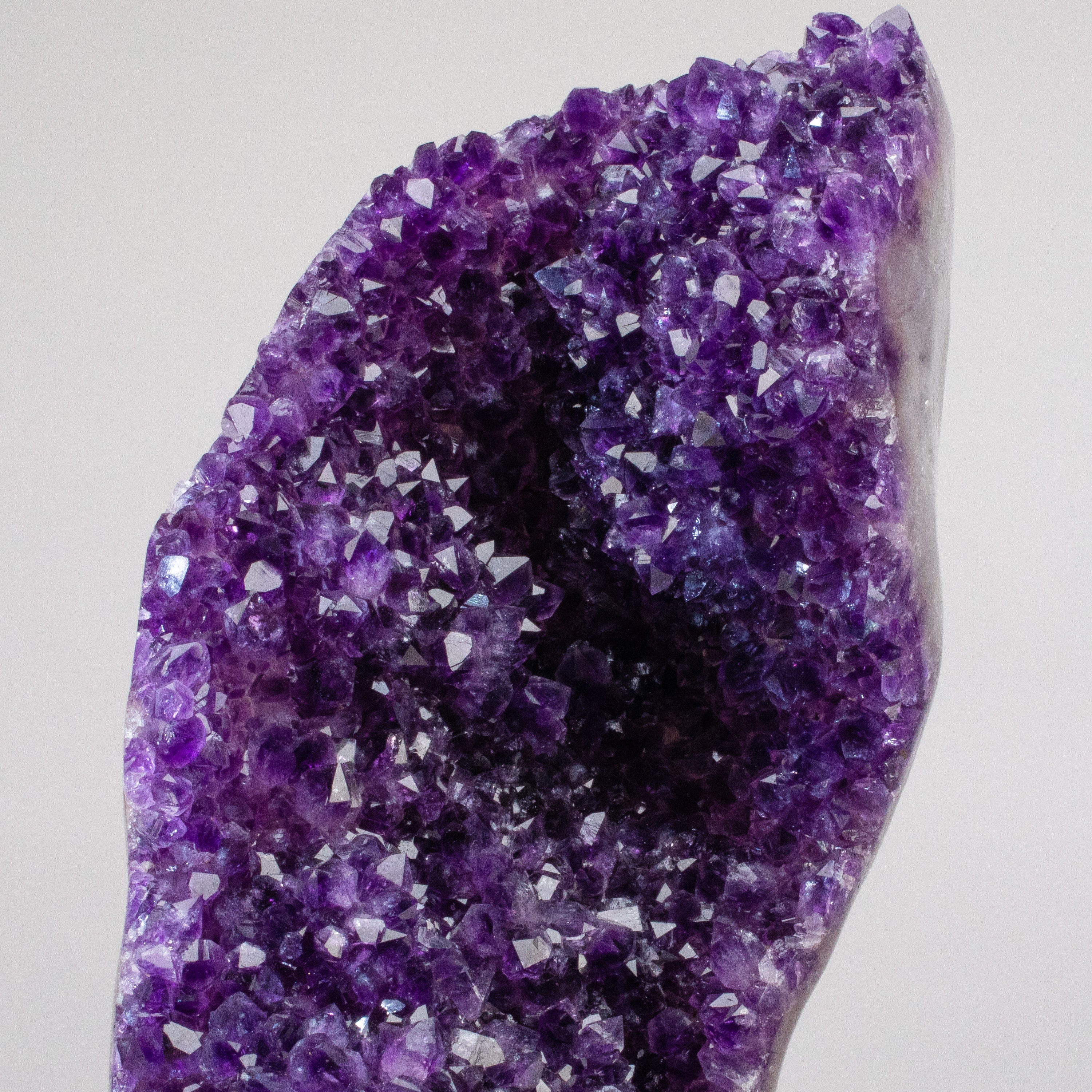 Kalifano Amethyst Uruguayan Amethyst Geode on Custom Stand - 24" / 51 lbs UAG24000.003