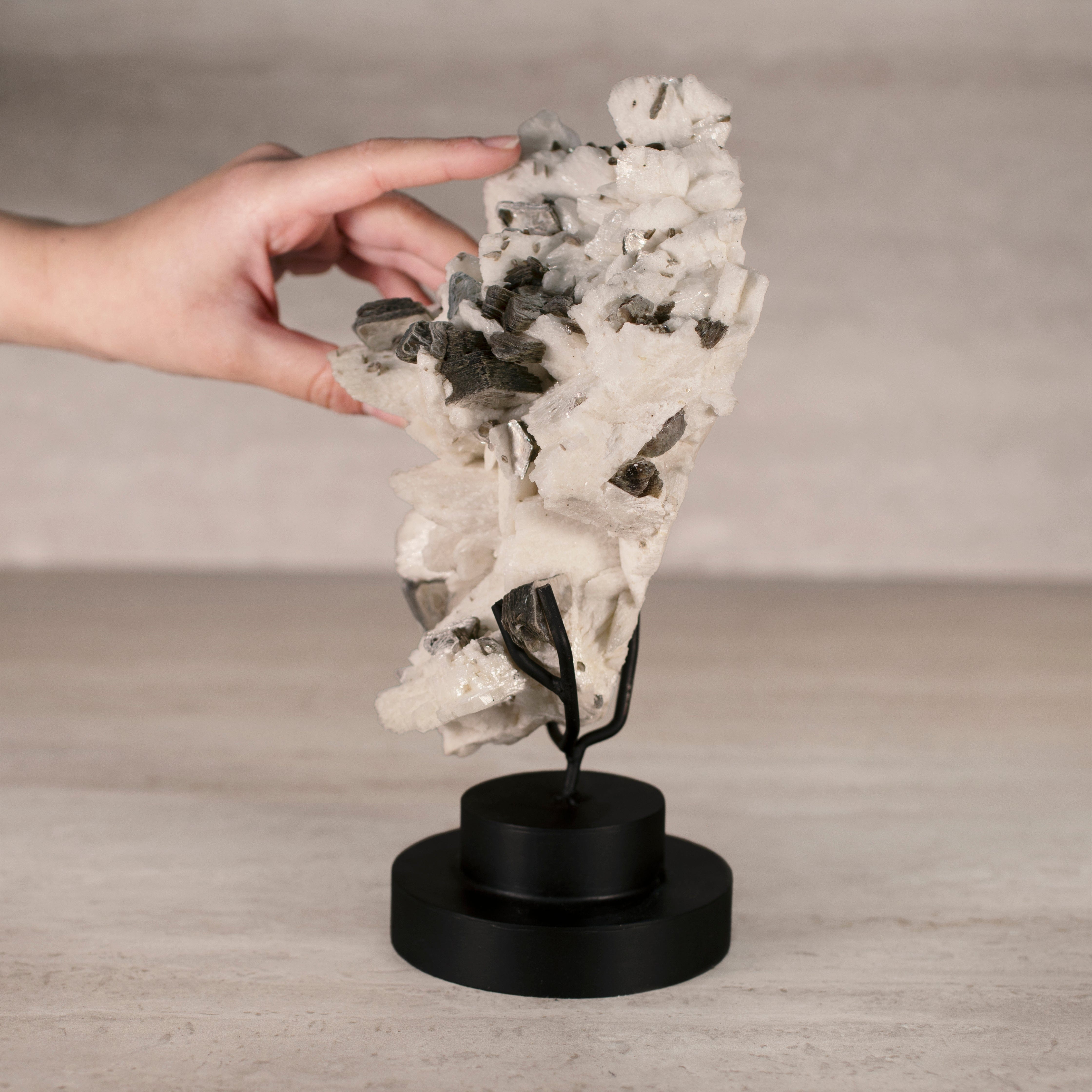 KALIFANO Apophyllite & Mica Natural Brazilian Apophyllite & Mica on Custom Stand - 10" / 4 lbs APE13500.001